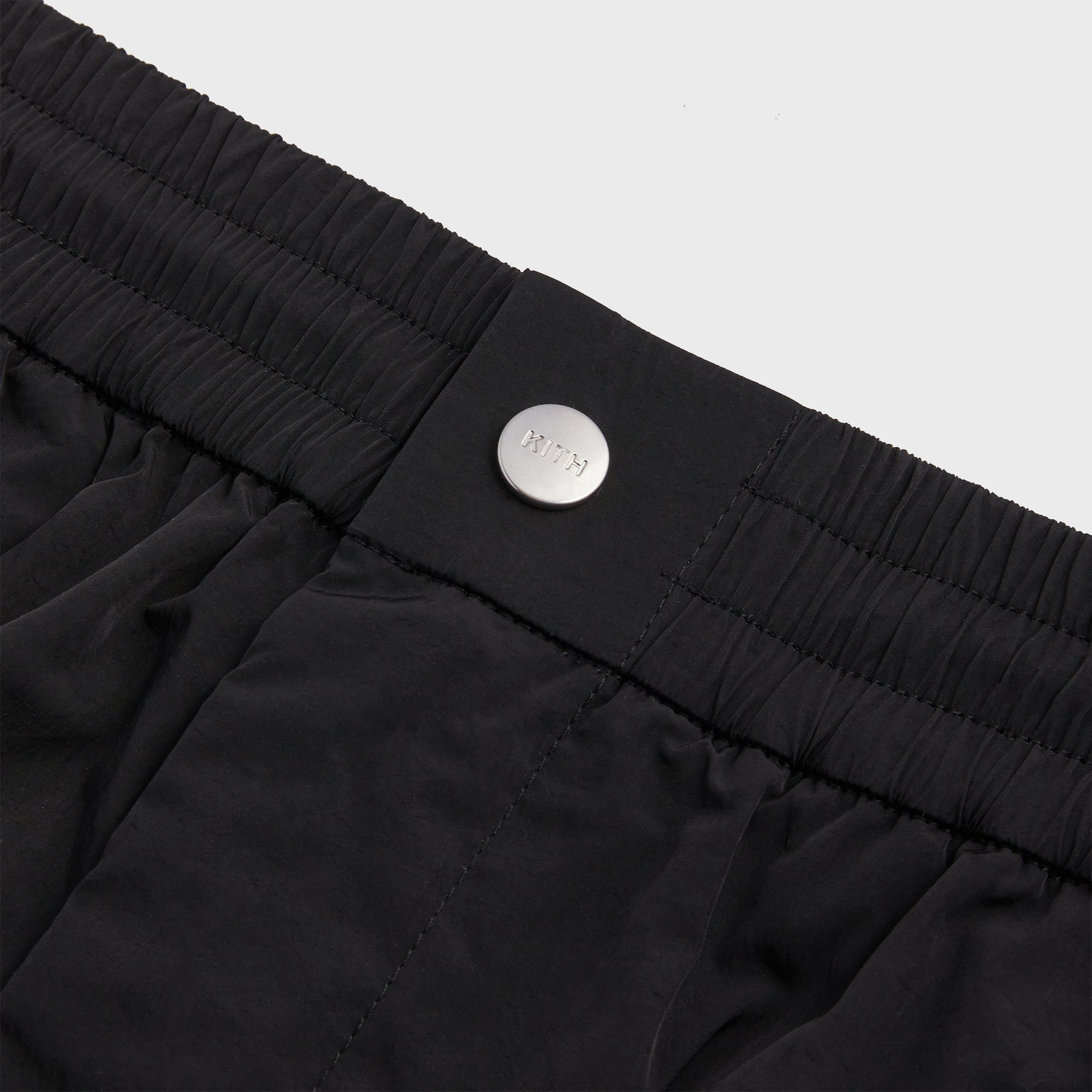 Kith Wrinkle Nylon Mercer 8 Pant - Black – Kith Europe