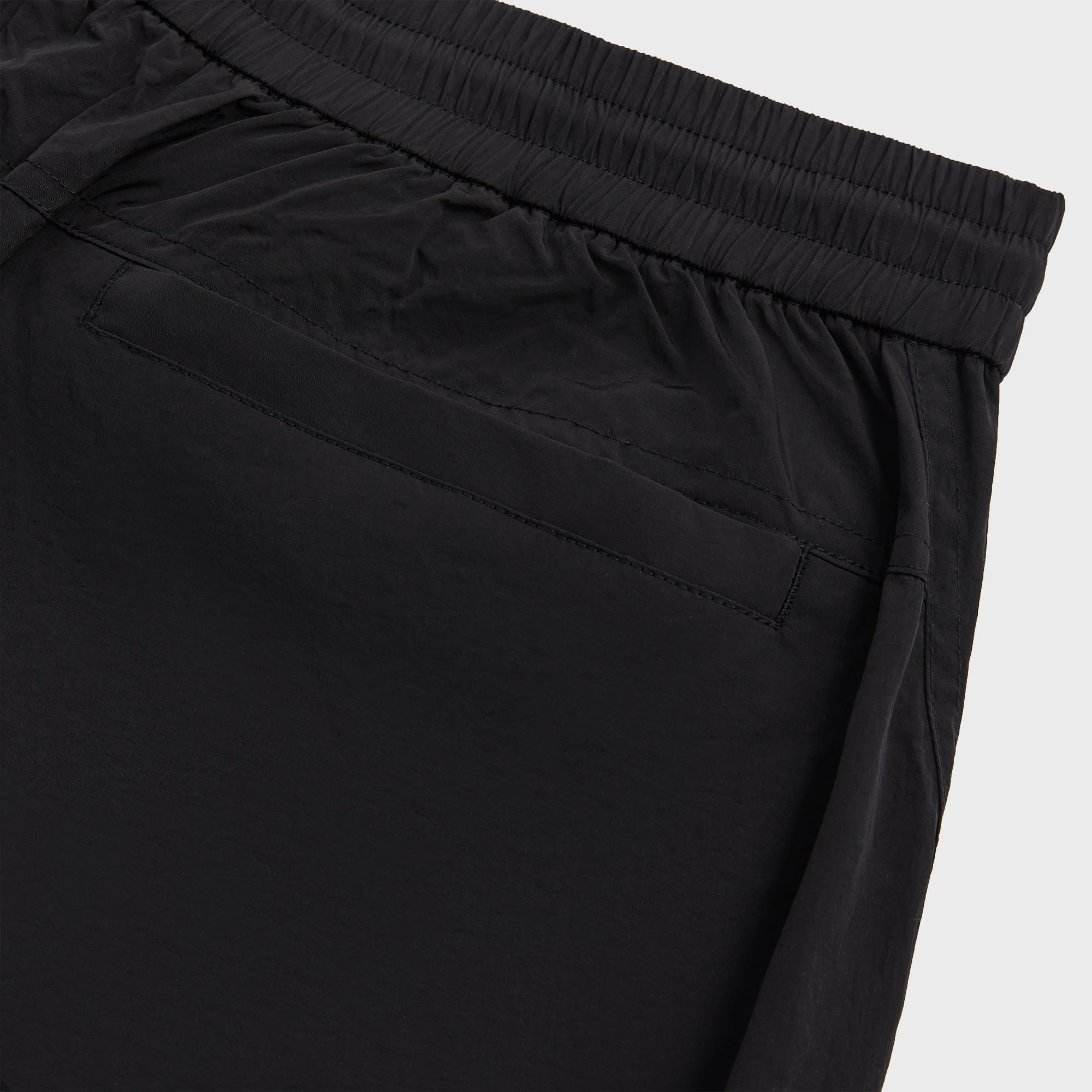 Kith Wrinkle Nylon Mercer 8 Pant - Black – Kith Europe
