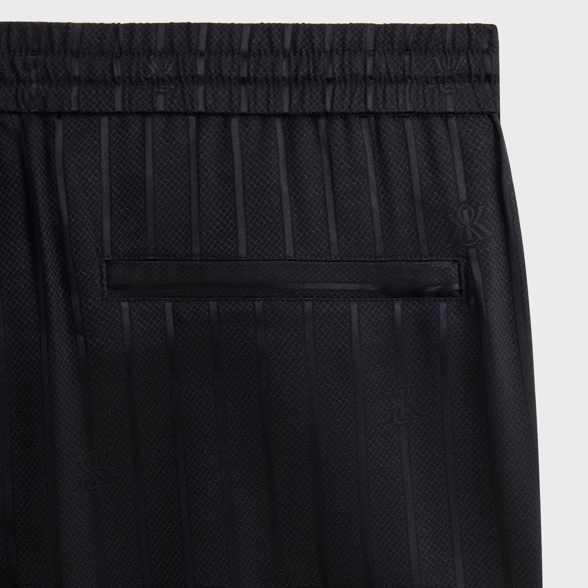 Kith Crest Logo Kylan Pull On Short - Black PH
