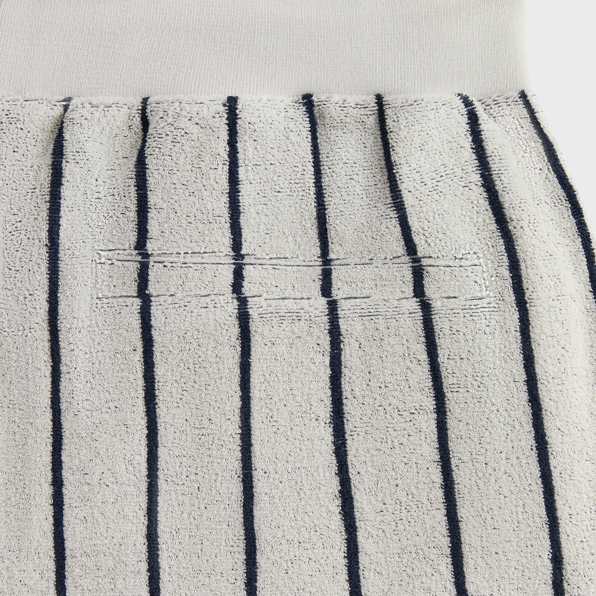 パンツ KITH striped cedar short Kith Kith Monogram Silk Cedar Short - Stadium | Parallel