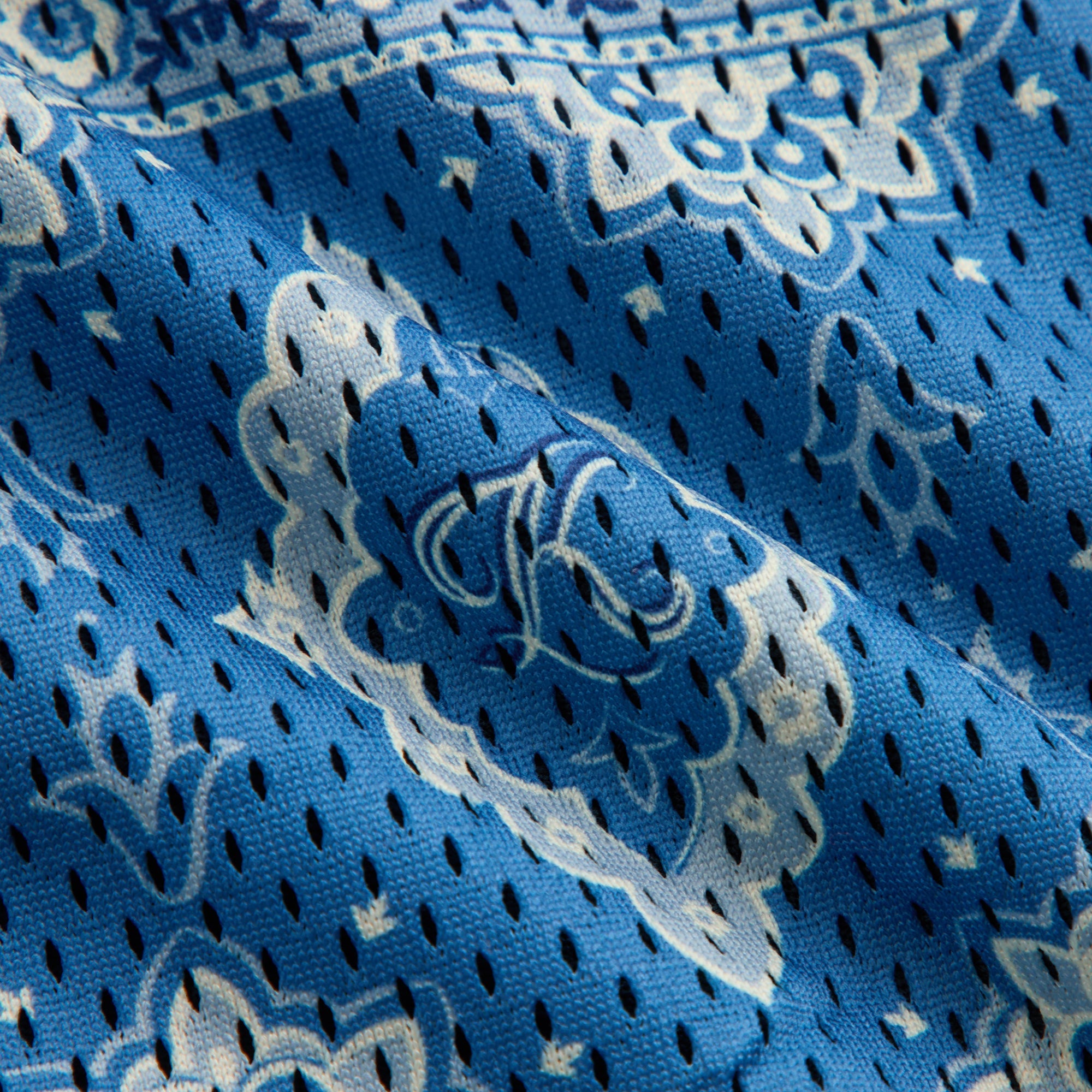【専用】Kith GradientSerifSummerSlidesCanvas 専用】Kith GradientSerifSummerSlidesCanvas - メルカリ