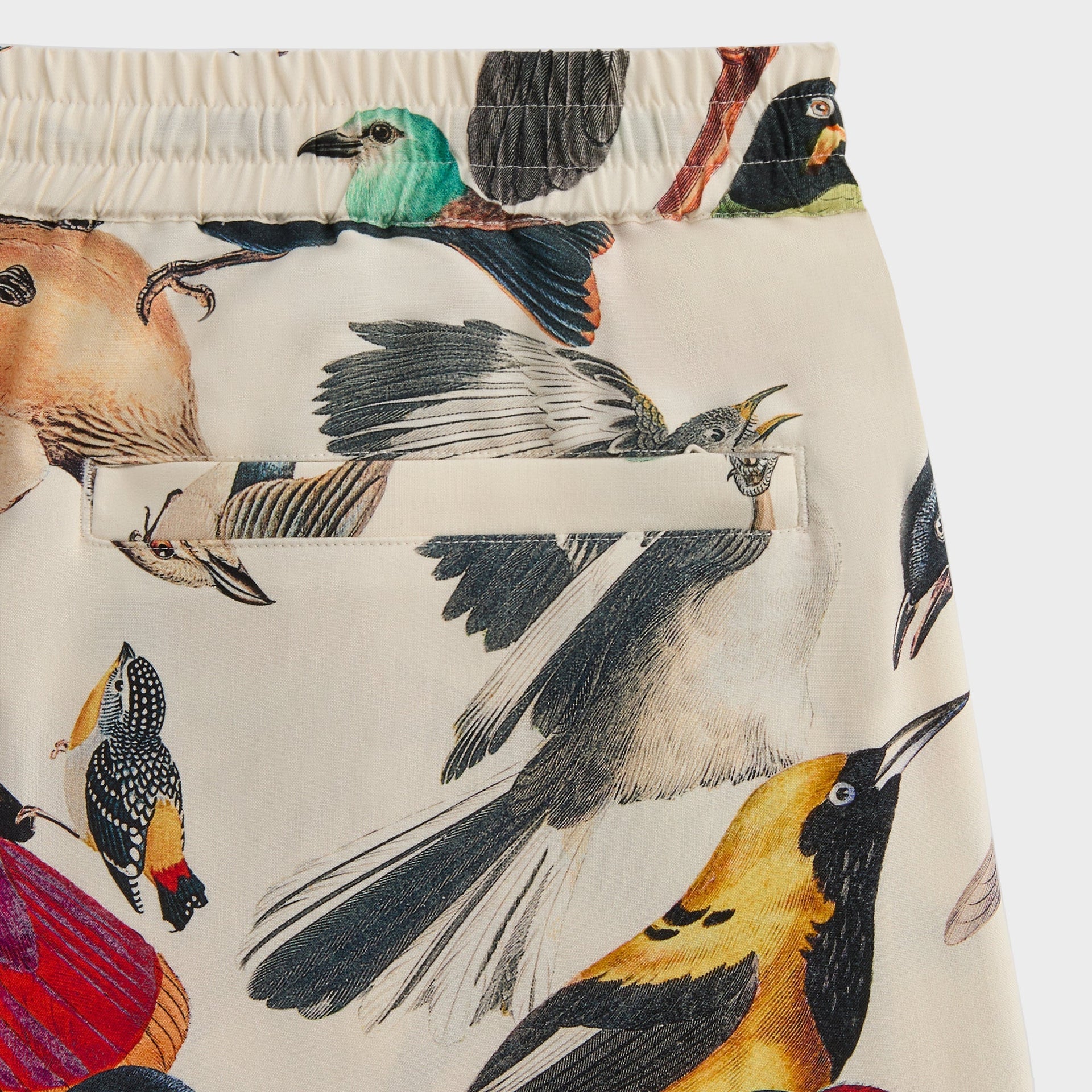 &Kin Tropical Bird Active Short - Sandrift PH