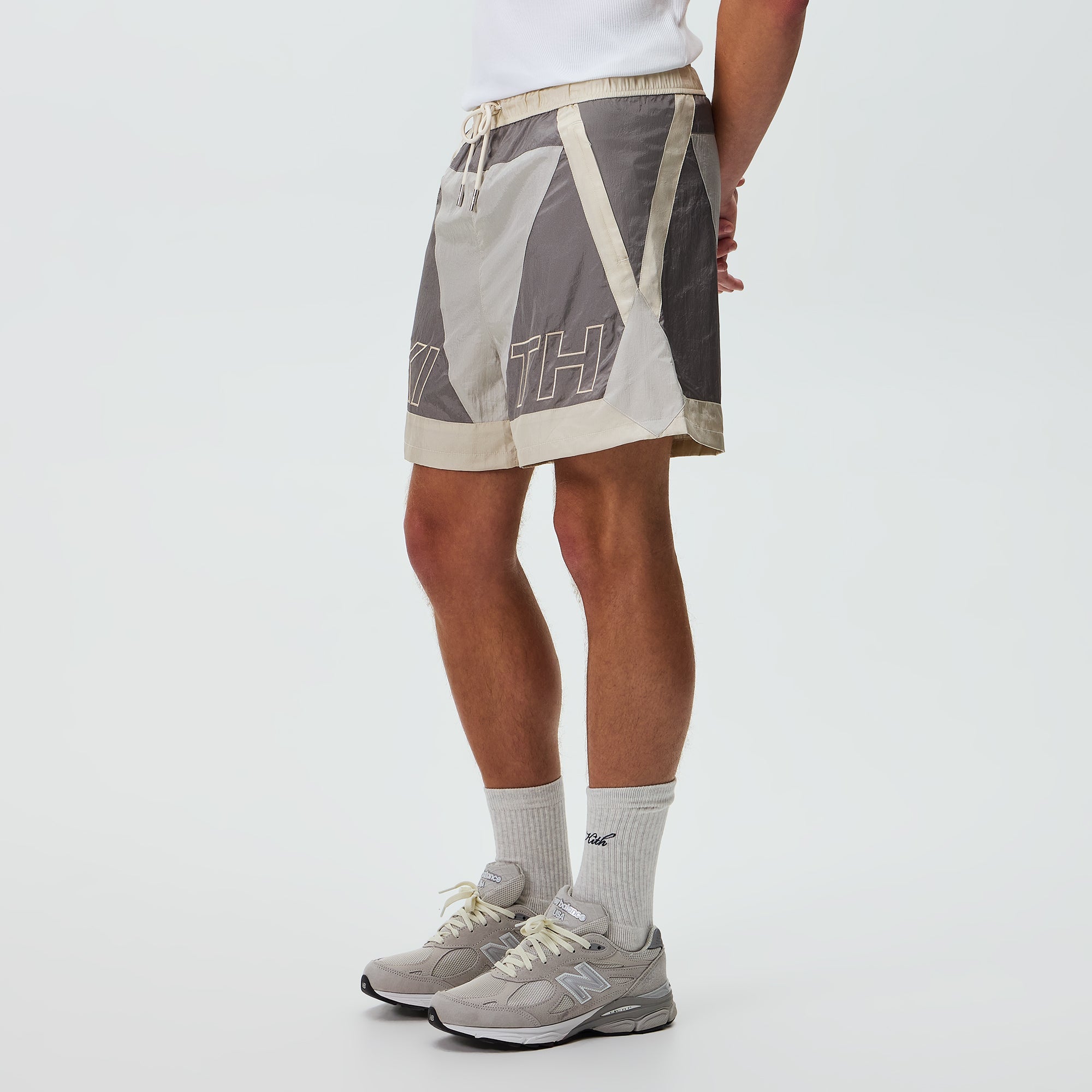 Kith Washed Nylon Turbo Short - Hallow – Kith Europe