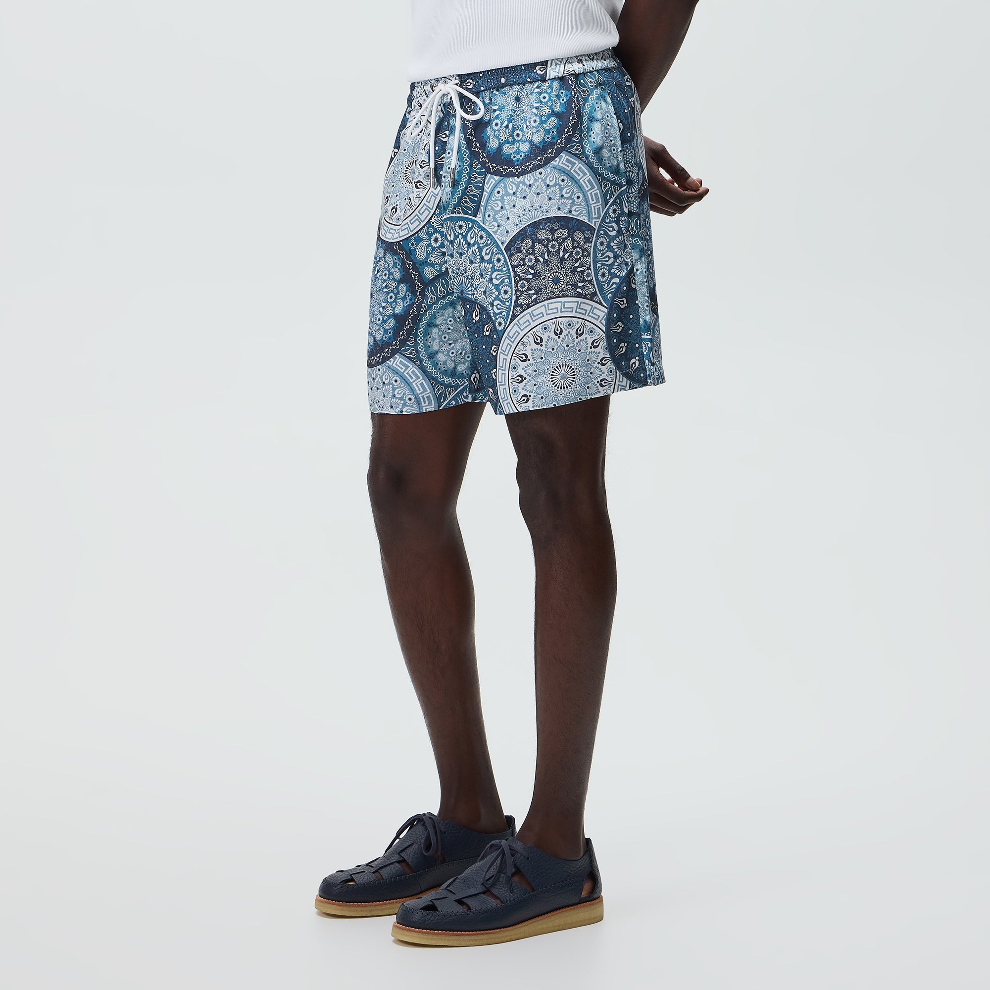Mens Kith Apparel - Bottoms - Shorts - Active Shorts | Kith Europe