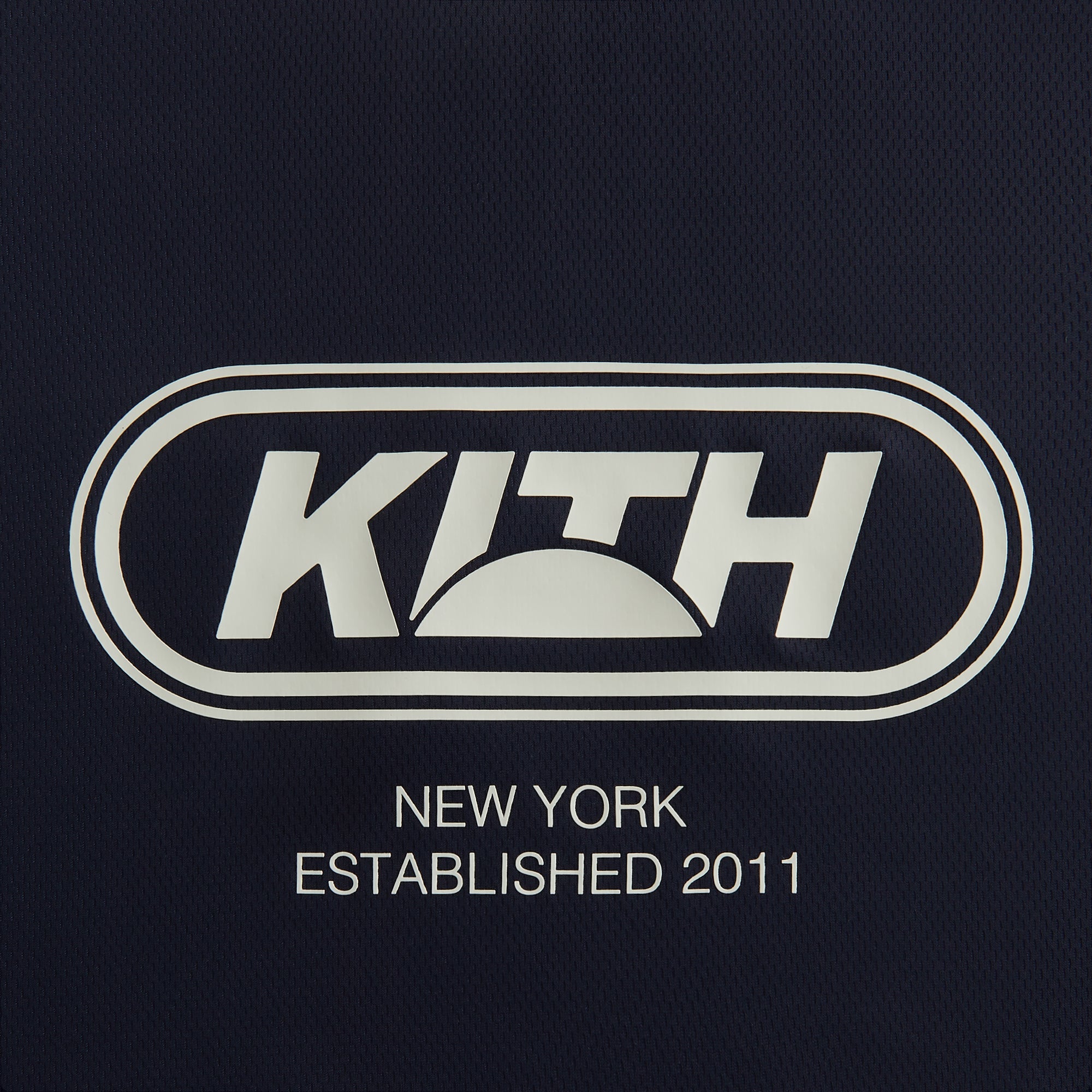 【専用】Kith GradientSerifSummerSlidesCanvas 専用】Kith GradientSerifSummerSlidesCanvas - メルカリ