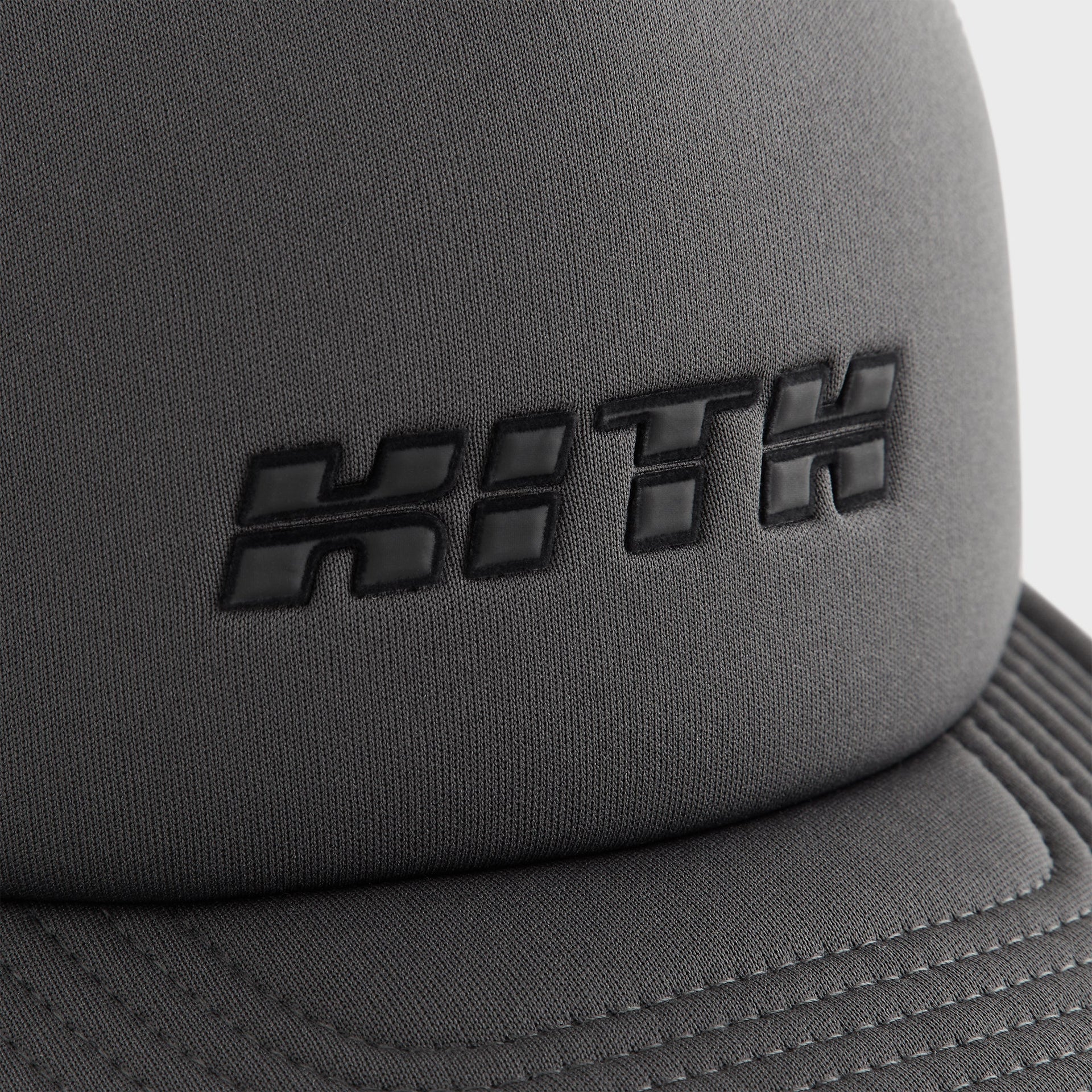Kith Women Italic Logo Nolan Trucker Cap - Void