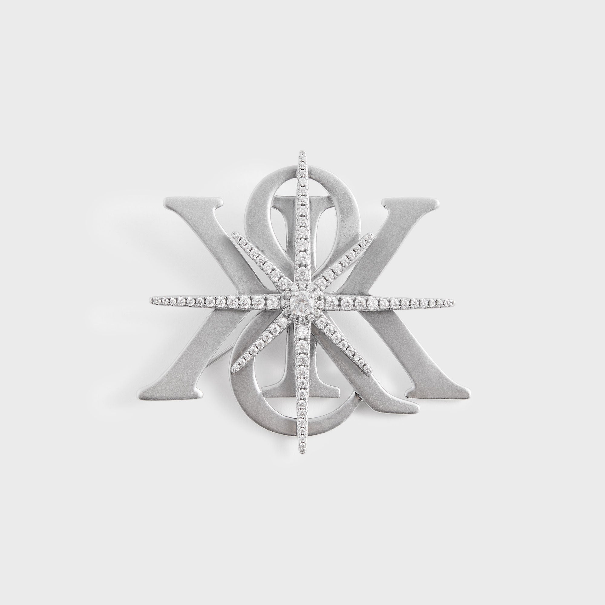 Lisa for Kith Women Crest Brooch　ブローチ Lisa for Kith Women Crest Brooch - Silver – Kith Europe