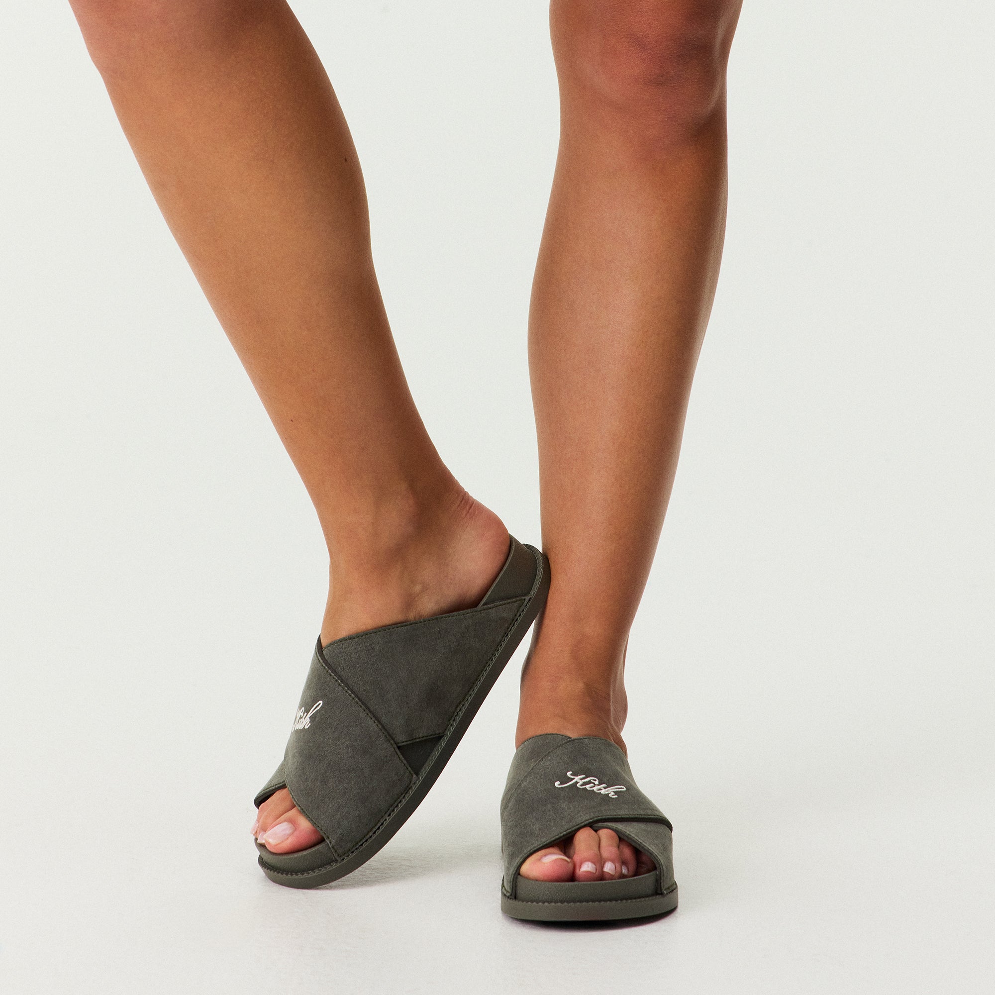 KITH ×   SS19 LAUREL SLIDES Kith Women Criss Cross Slides - Arame – Kith Europe