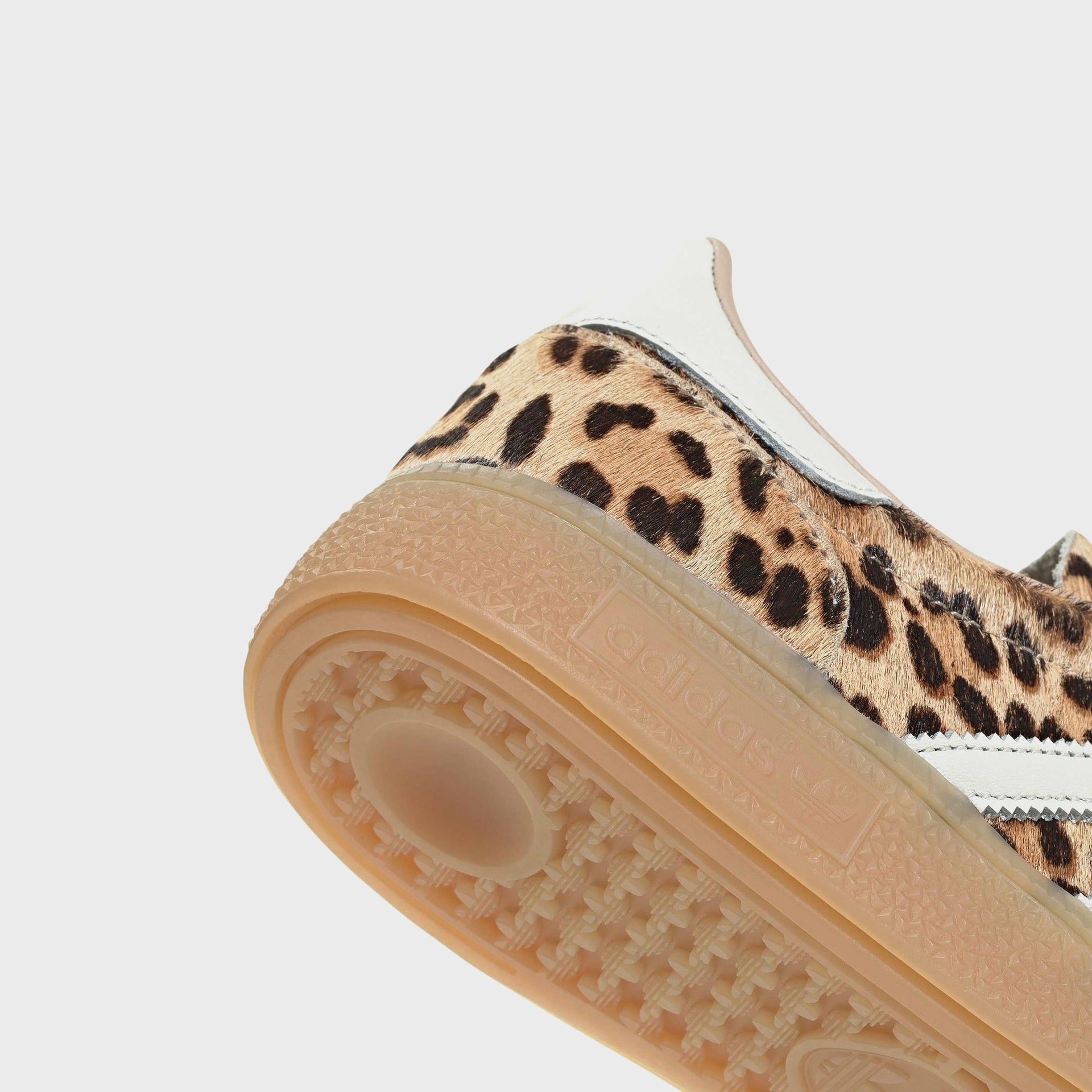 adidas WMNS Handball Spezial - Magic Beige / Ivory / Aurora Ivy