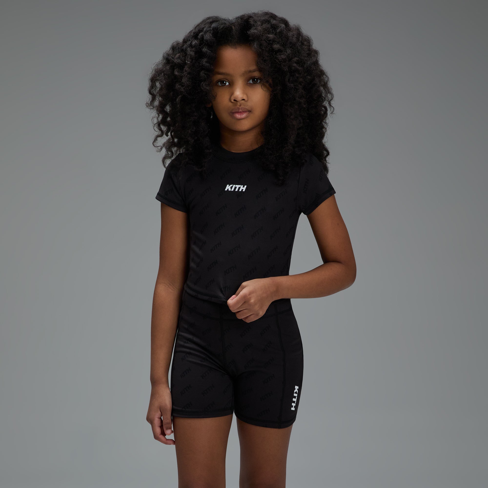 トップス KITH kids Mulberry Tee Kith Kids Monogram Active Mulberry Tee - Black – Kith Europe