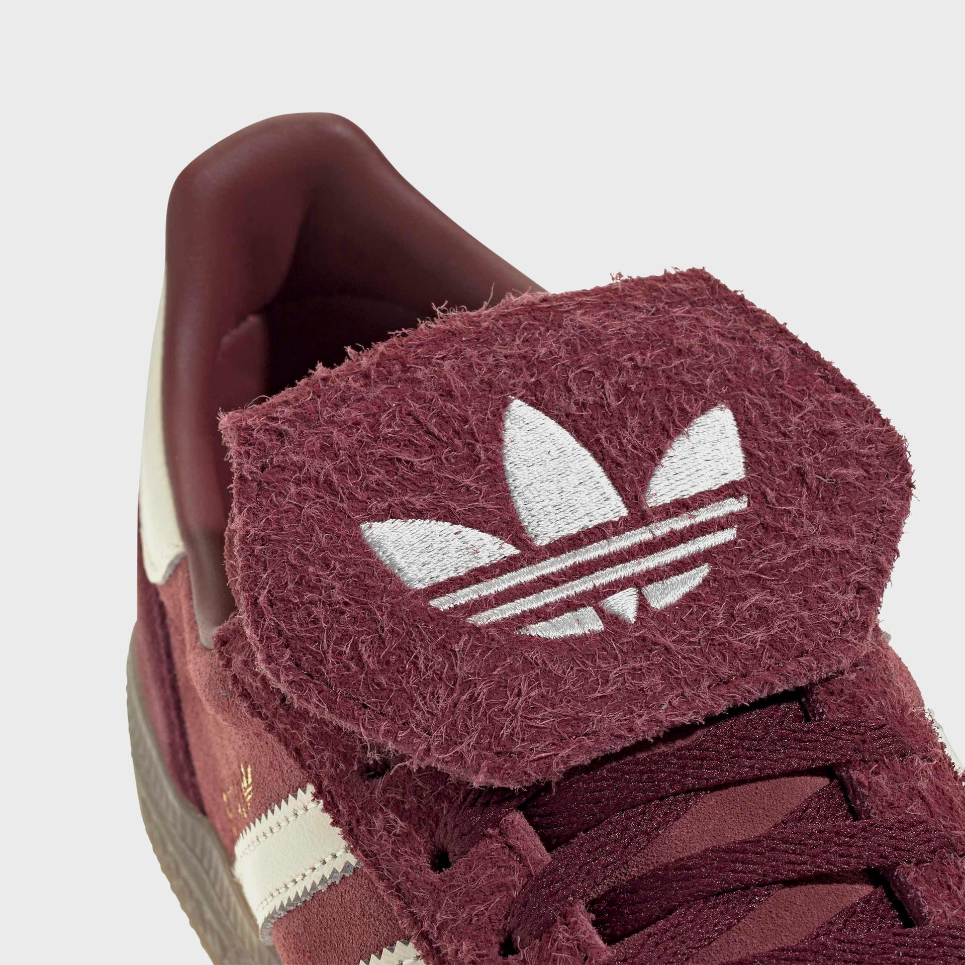 adidas WMNS Handball Spezial - Shadow Red / Off White / Gum5