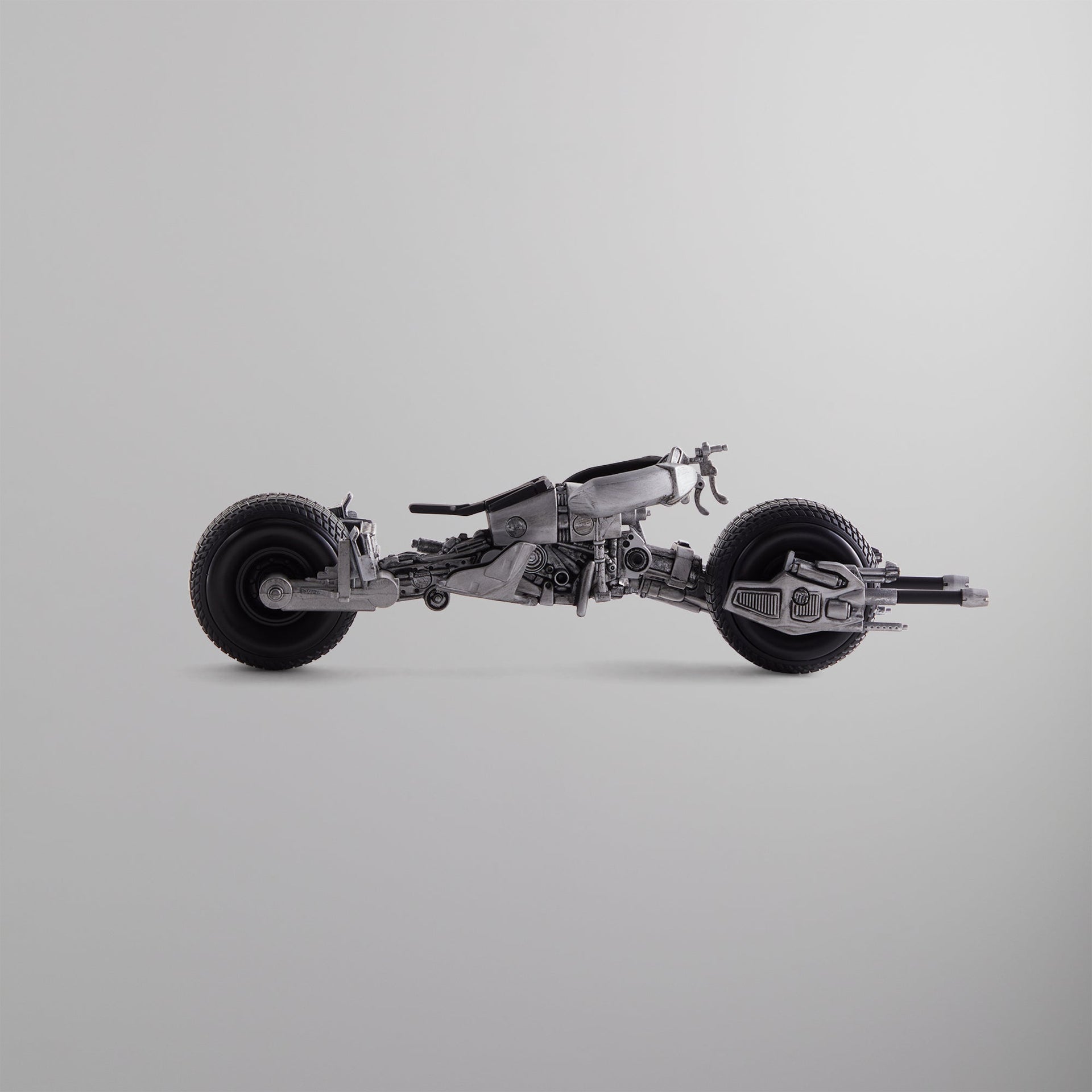 Batman | Kith for The Noble Collection Batpod - Black PH