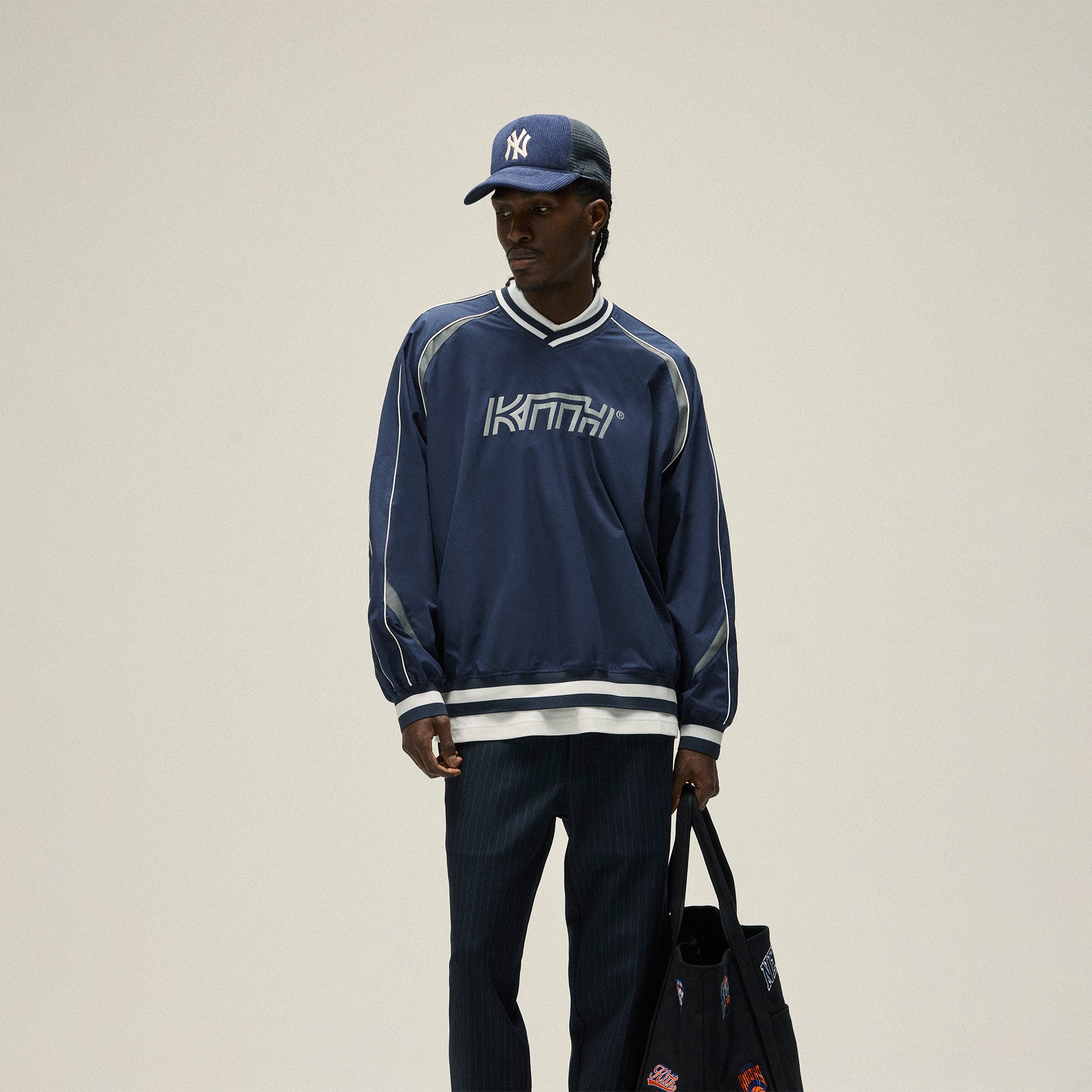 【KITH NYC】Dayton Pullover Pullover ロゴ プルオーバー KHM033281-302-Front.jpg?v=