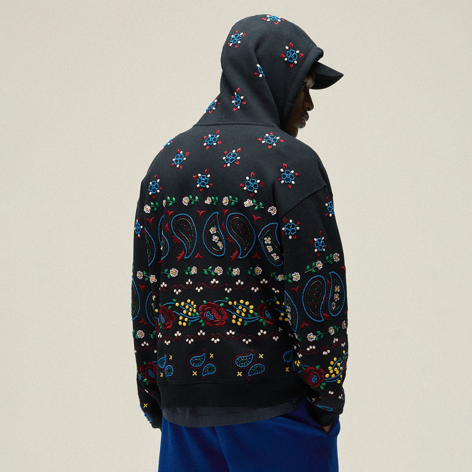 【KITH NYC】&Kin Paisley Floral Williams III Hoodie パーカー &Kin Paisley Floral Williams III Hoodie - Black – Kith