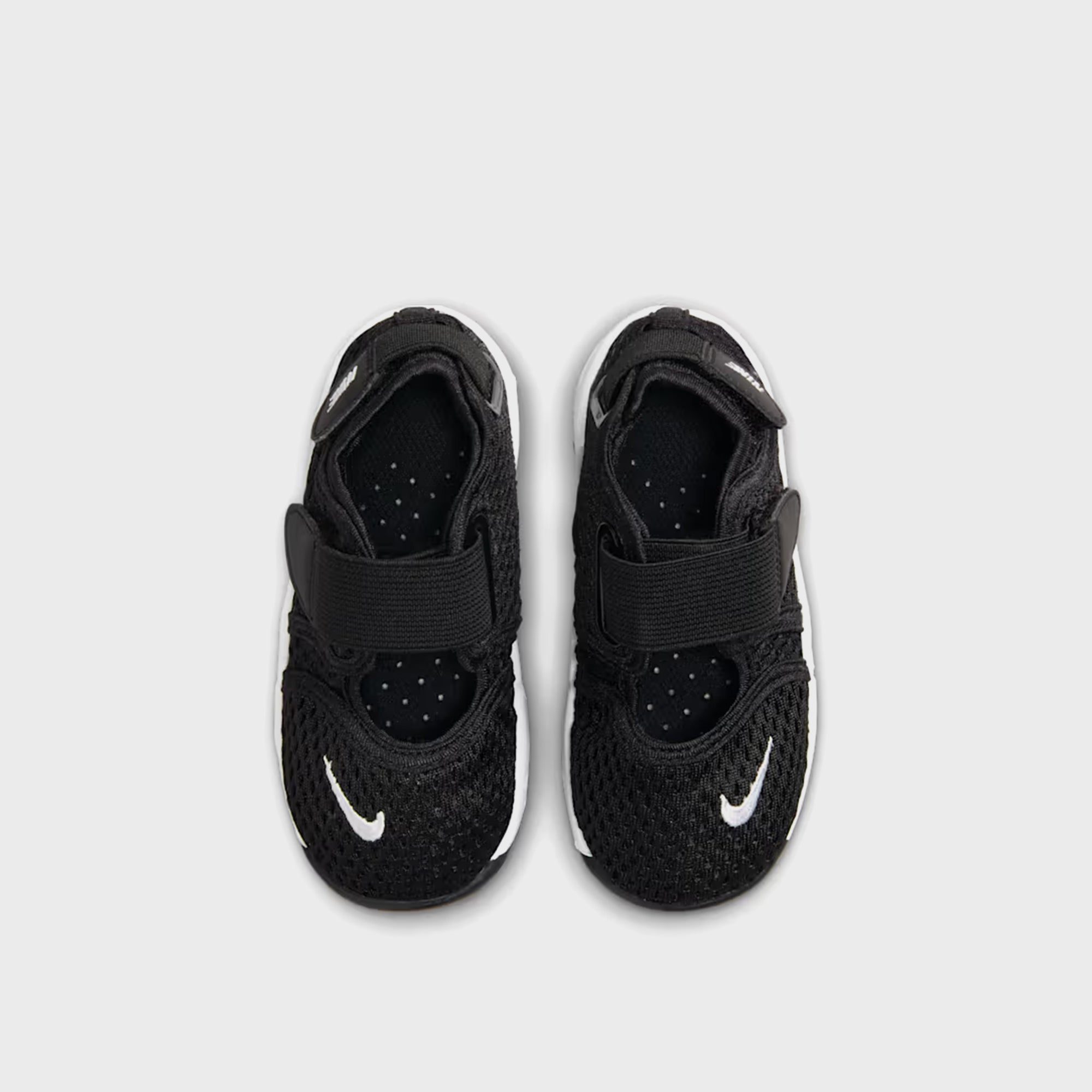 Nike TD Little Rift - Black / White – Kith Europe