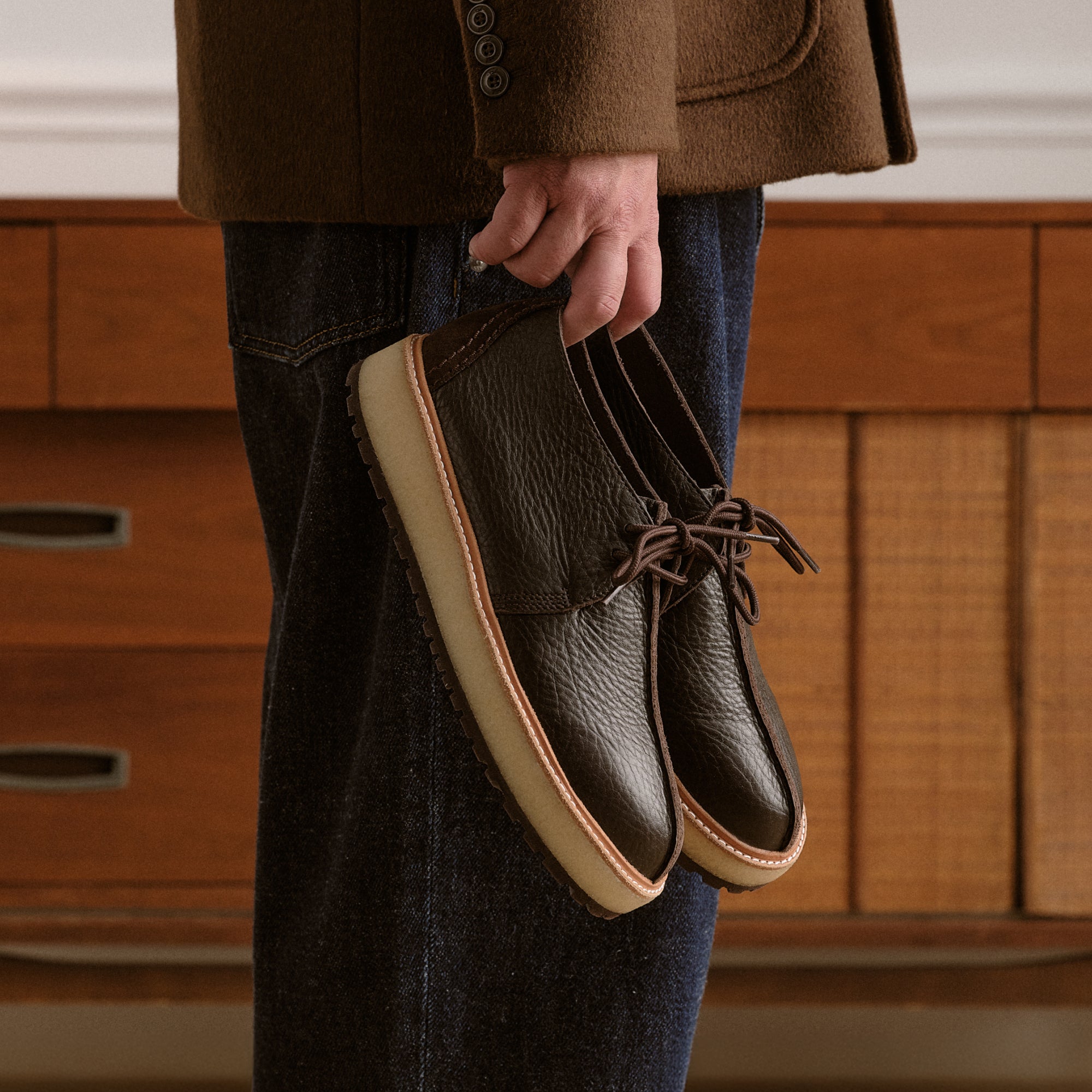 Kith Wrinkle Nylon Mercer 8 Pant - Kindling – Kith Europe