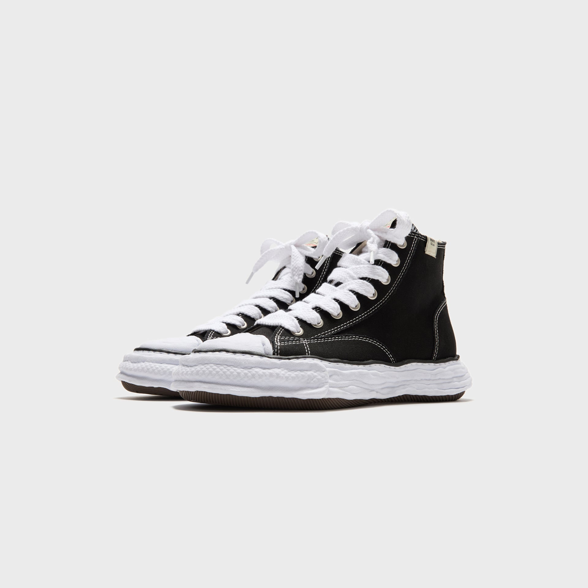 Mihara Yasuhiro PETERSON 23 Original Sole High-Top Sneakers - Black / White
