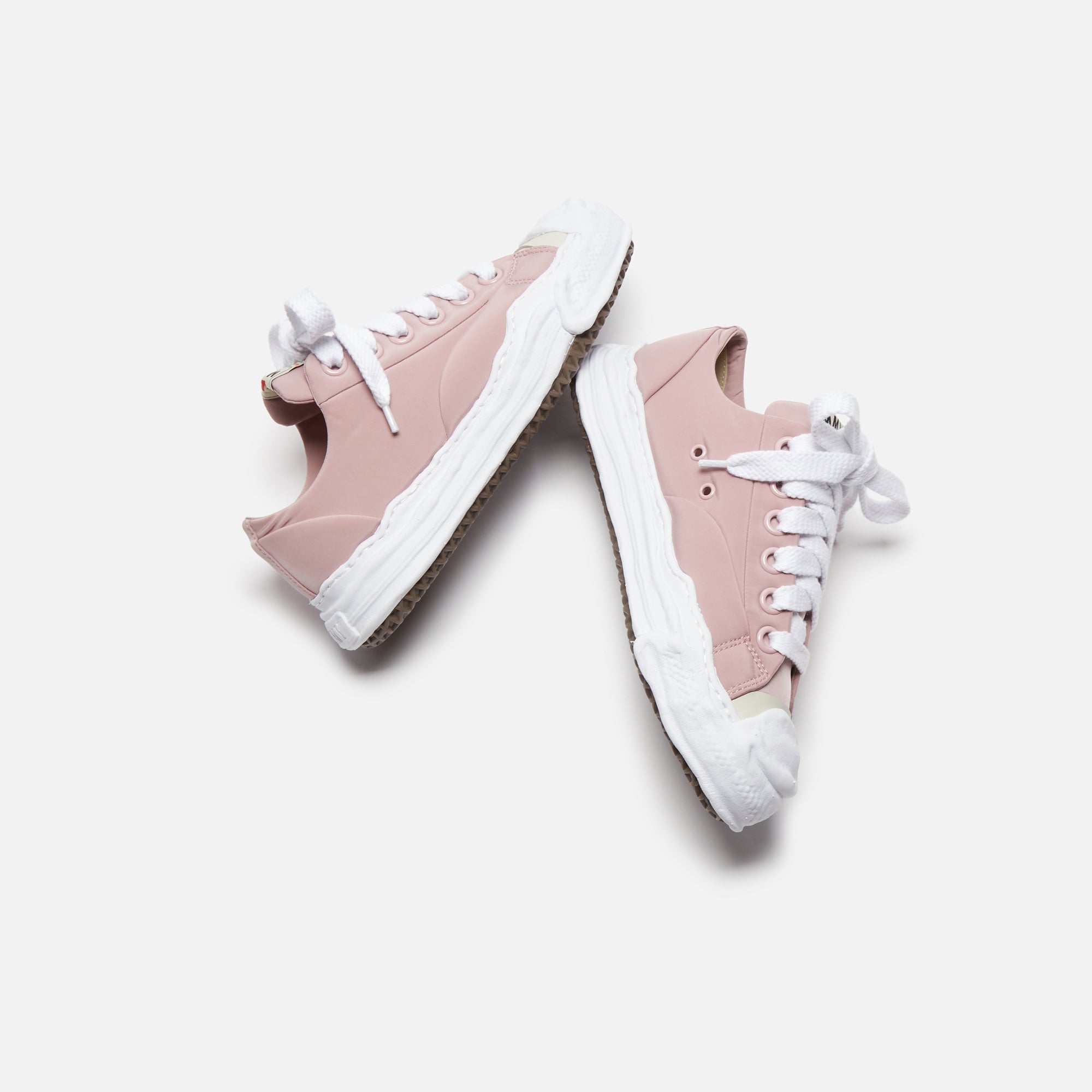 Mihara Yasuhiro Hank Low OG Sole Nylon Puffer - Pink – Kith