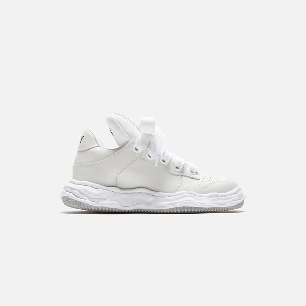 Mihara Yasuhiro Wayne OG Sole Low Top Sneaker - White – Kith