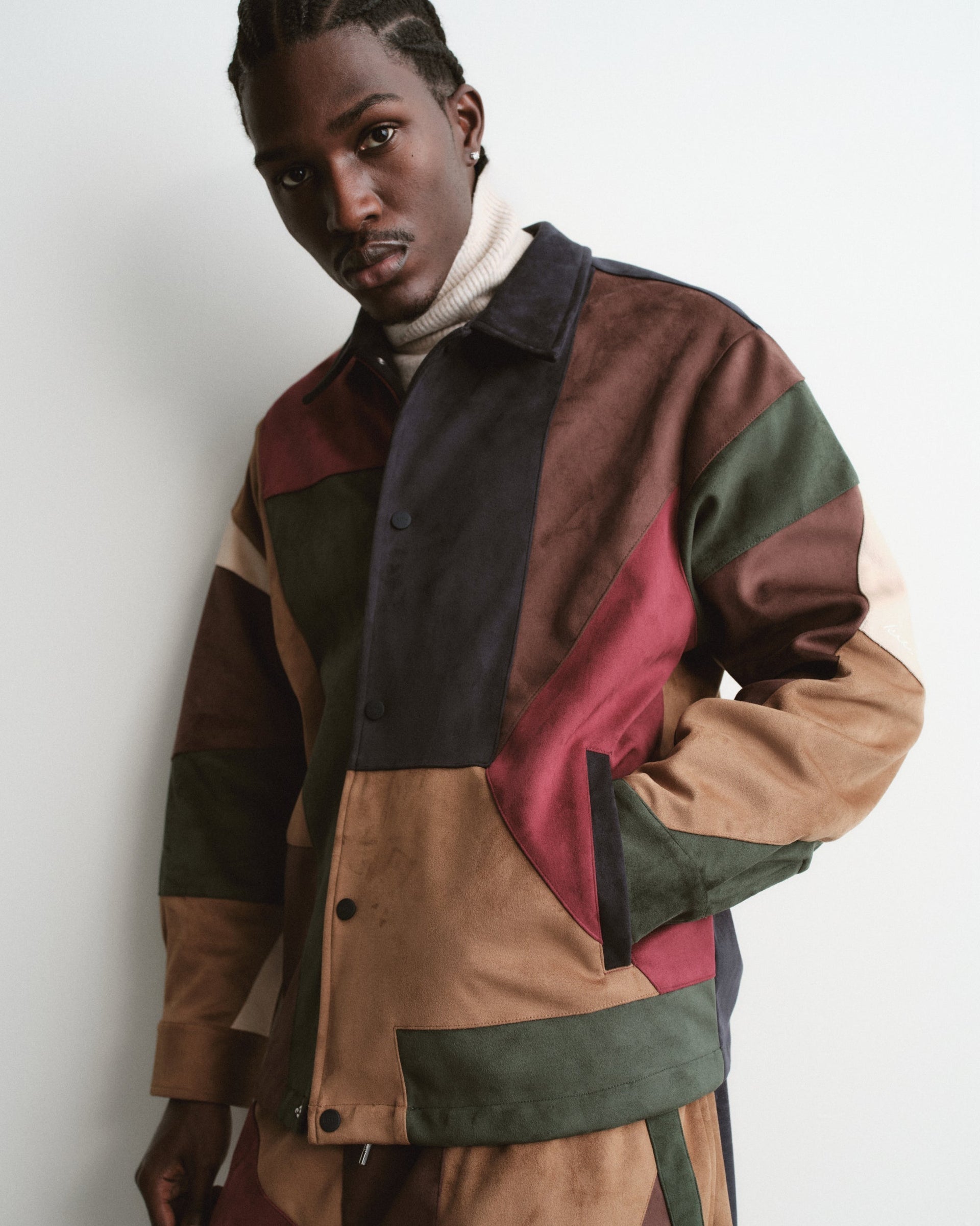 gid://shopify/MediaImage/43841011417364