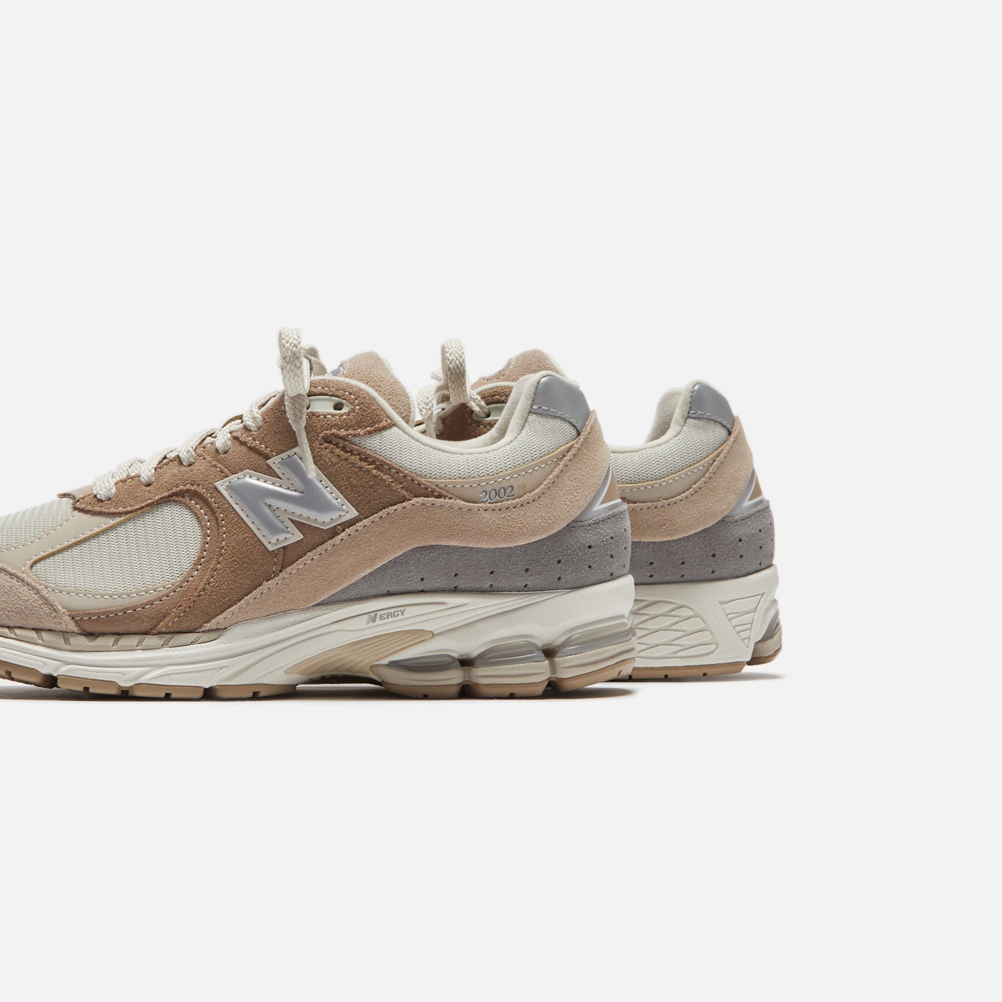 【本物保証 /関税・送料無料】KITH × New Balance 2002R New Balance 2002R - Driftwood – Kith Europe