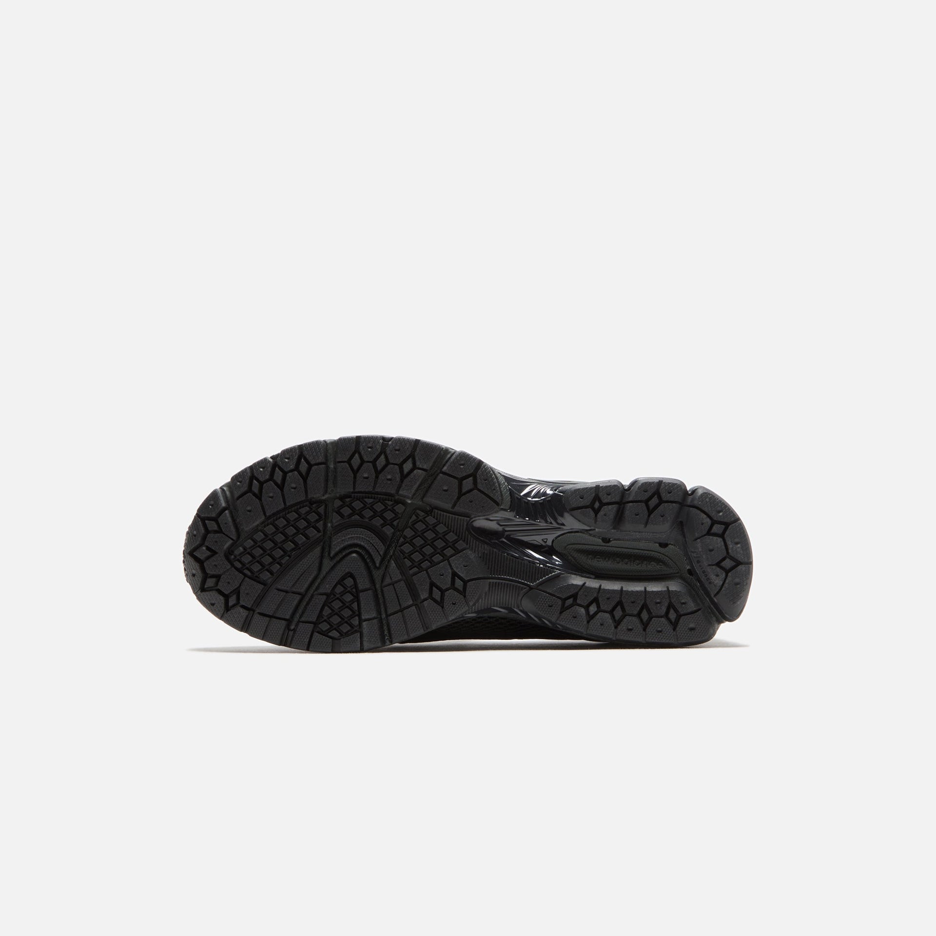 New Balance 1906L - Black / Blacktop / Phantom