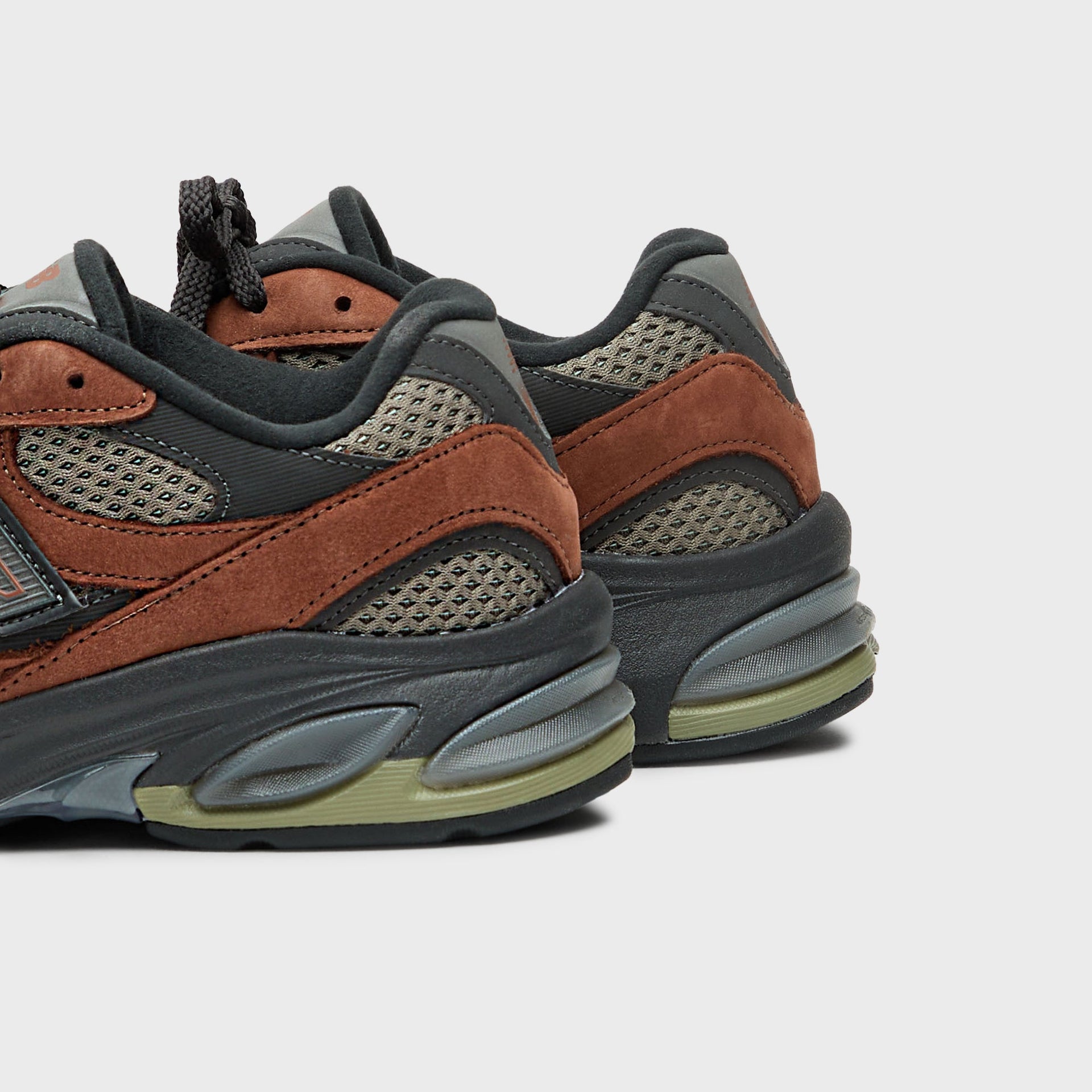 New Balance 2010 - Brown / Olive / Black