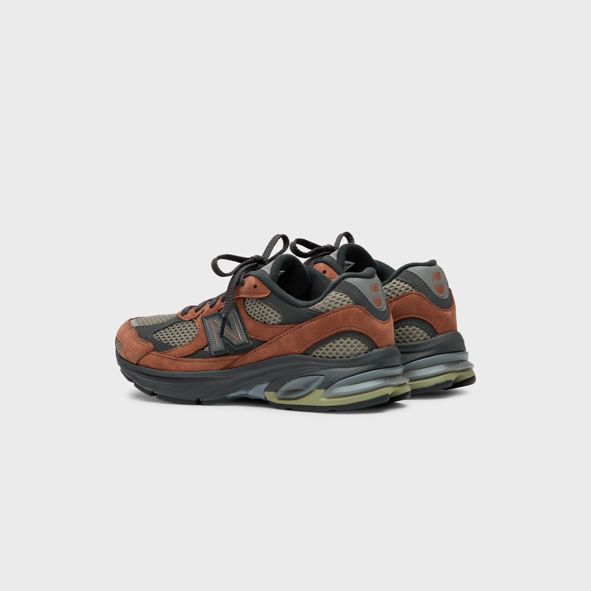 New Balance 2010 - Brown / Olive / Black