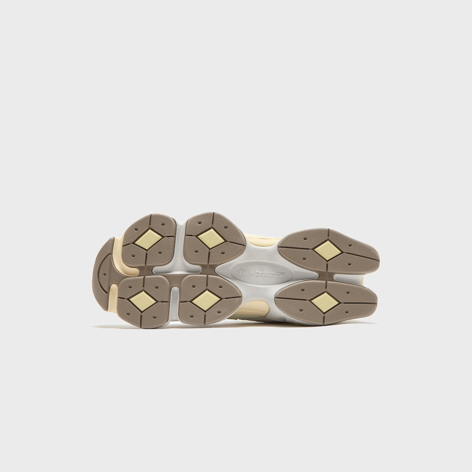 New Balance WMNS 9060 - Mineral / Grey Matter