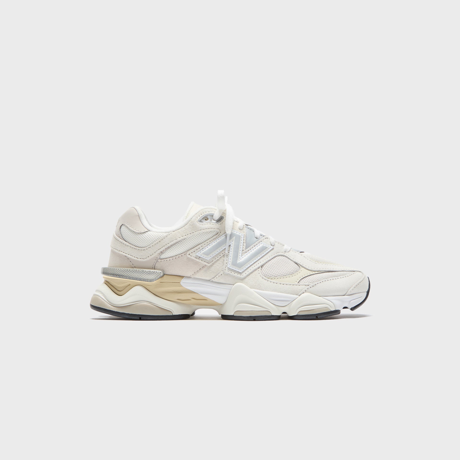 New Balance 9060 - Sea Salt / Moonbeam / Turtledove