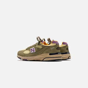 New Balance Made in USA 993 - Olive Leaf / Maize