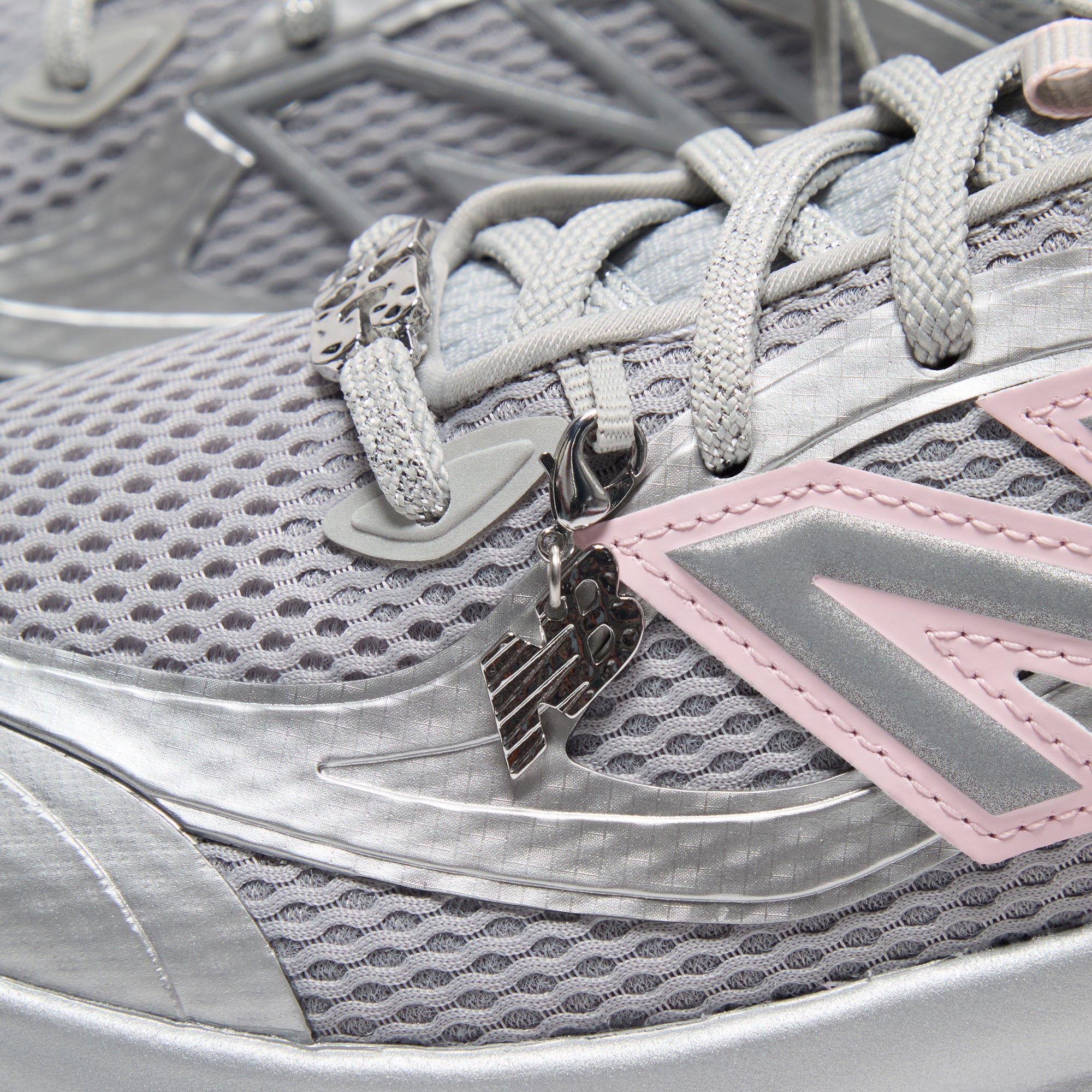 Ganni × New Balanceフレッシュフォームトレーナーグレー25.5 国内11月29日発売予定】 ガニー × ニューバランス フレッシュ