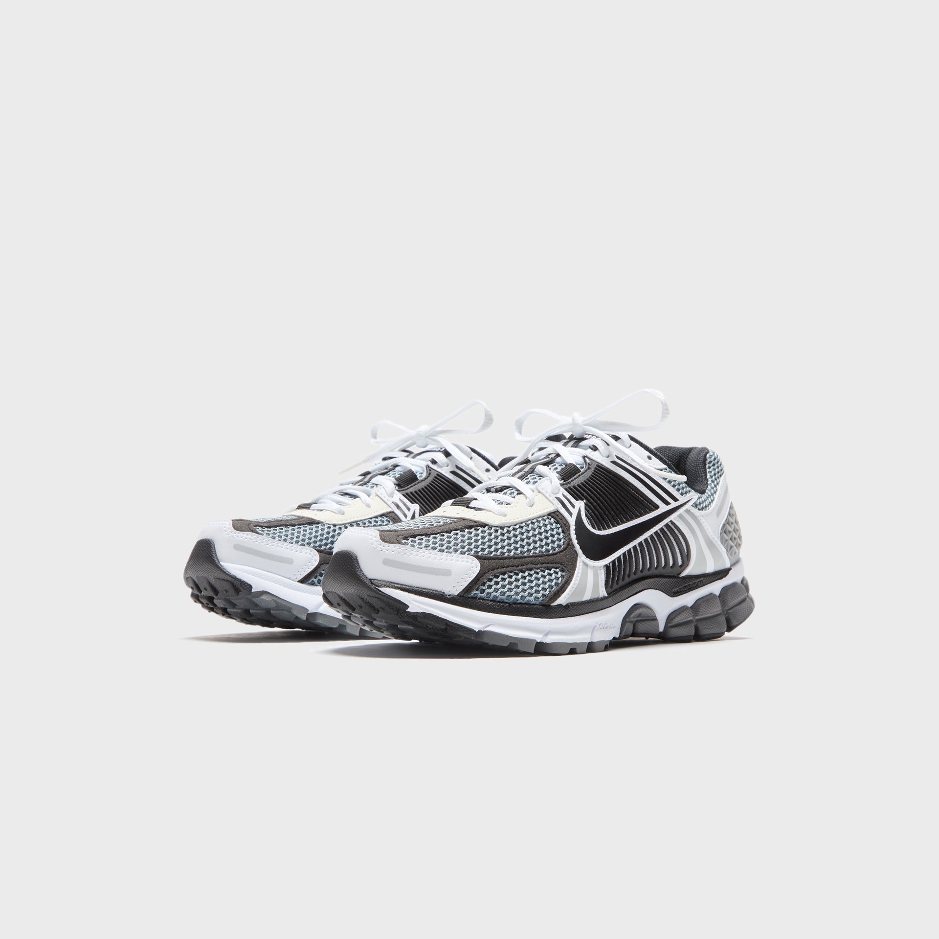 Nike Zoom Vomero 5 SE - Space Dark Grey / Black / White / Sail