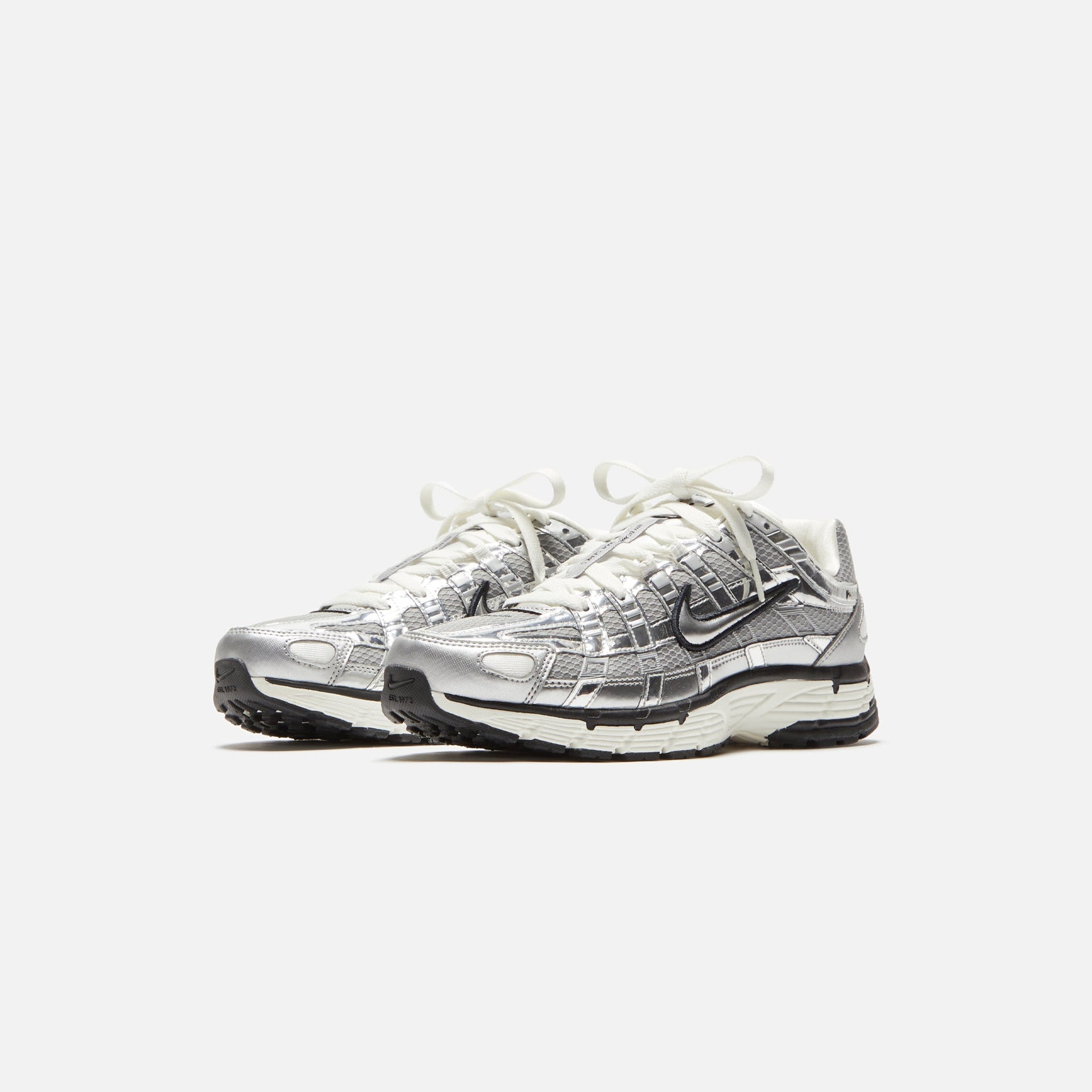 Nike P-6000 - Metallic Silver / Metallic Silver / Sail / Black