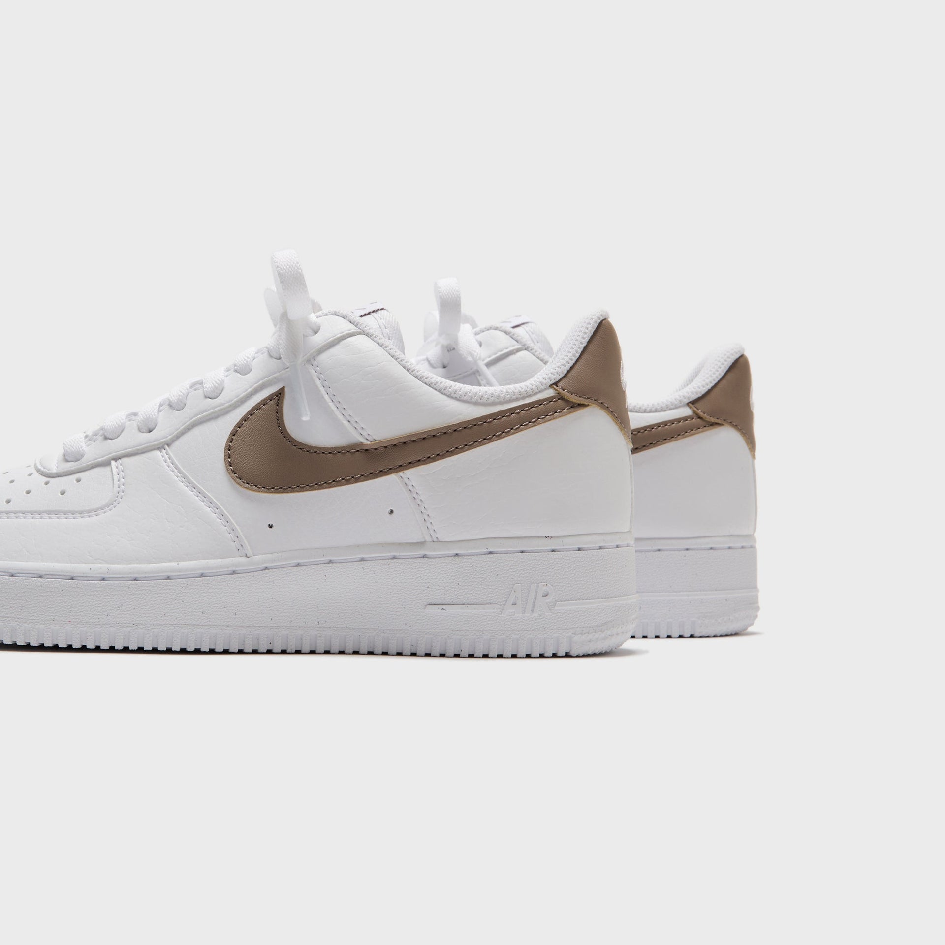 Nike WMNS Air Force 1 `07 Next - Nature White / Mink Brown