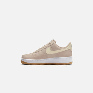 Nike WMNS Air Force 1 `07 - Sanddrift / Coconut Milk / White Wolf