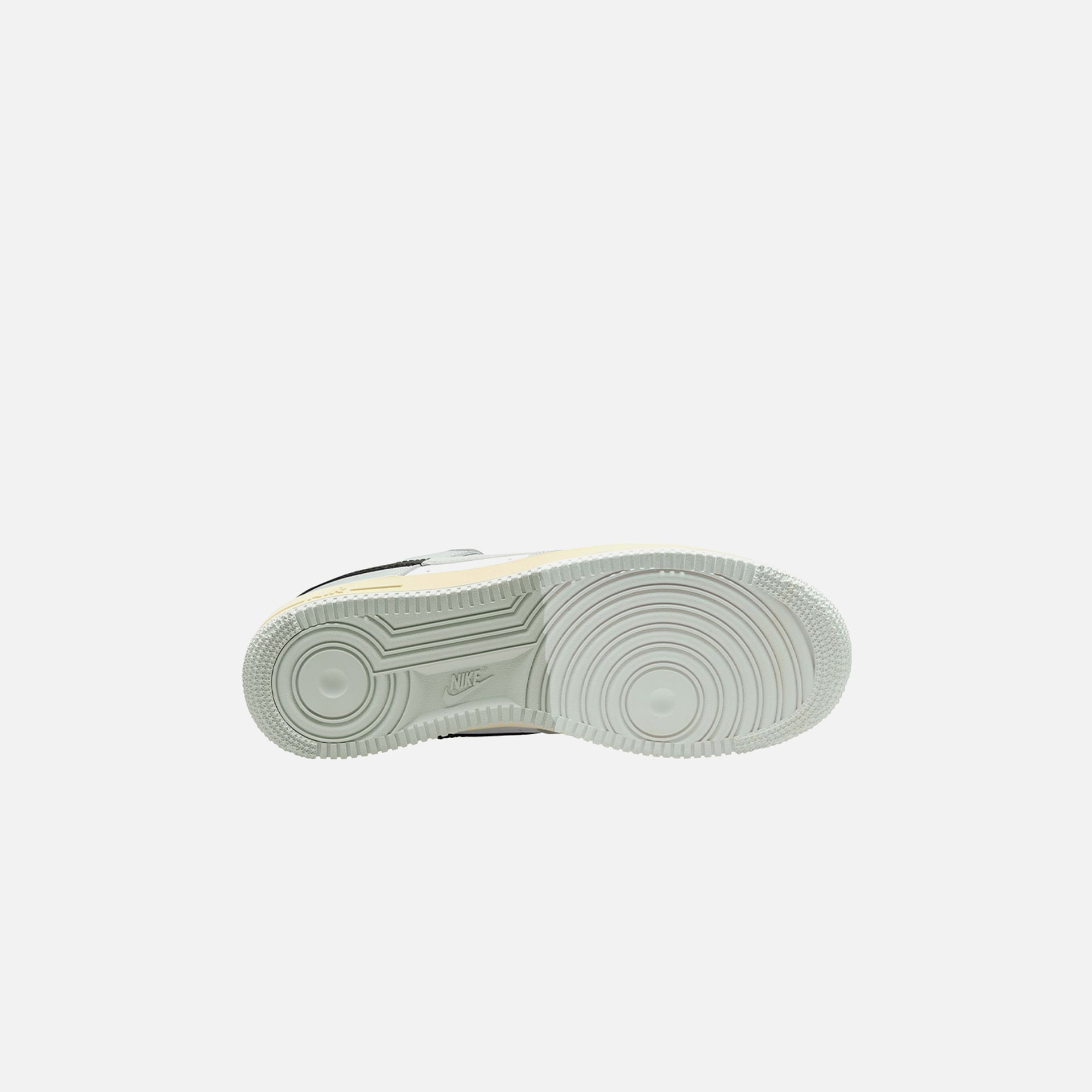 Nike Air Force 1 07 LV8 - Light Silver / Black / White