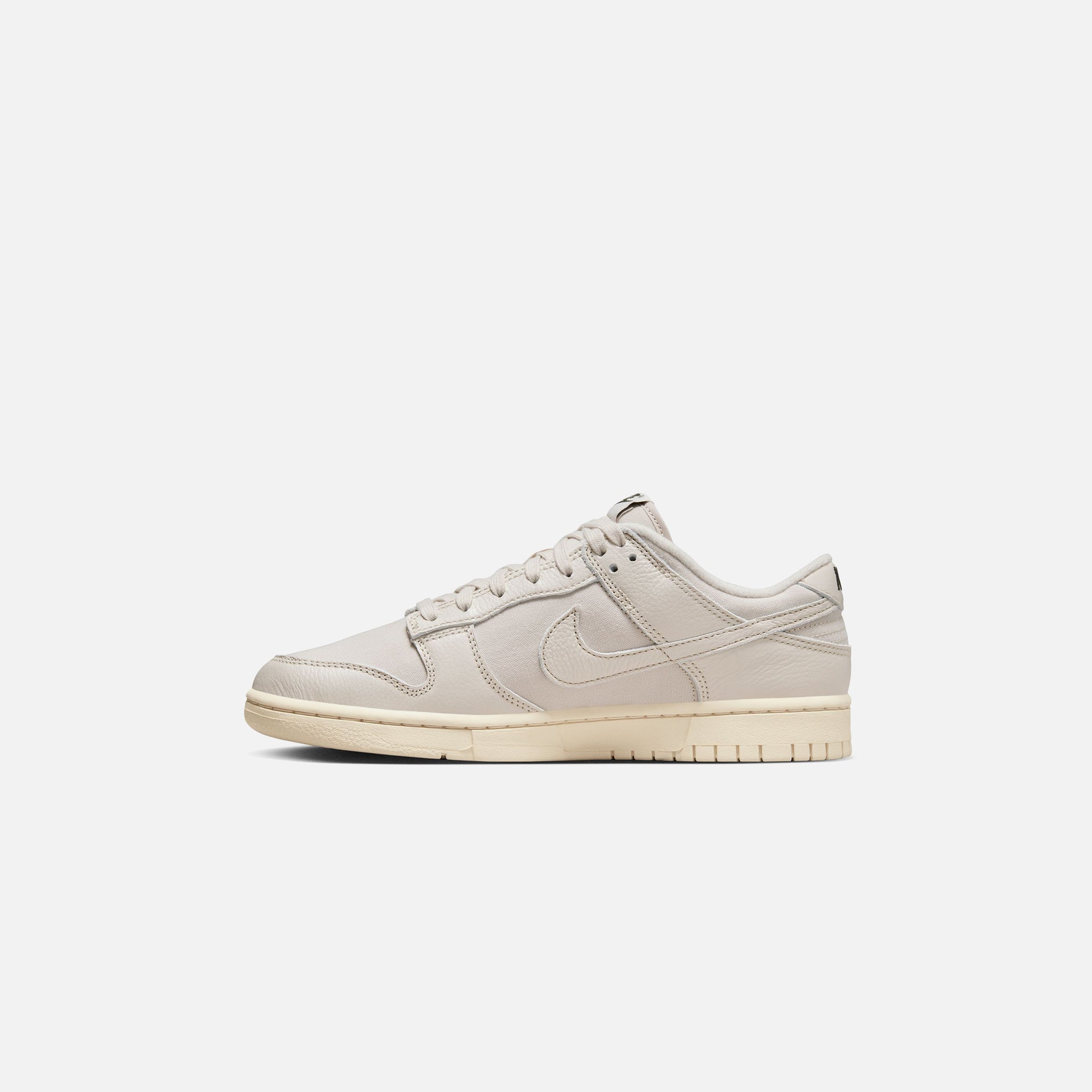 Nike Dunk Low Retro PRM - Light Orewood Brown / Sequoia / Guava Ice