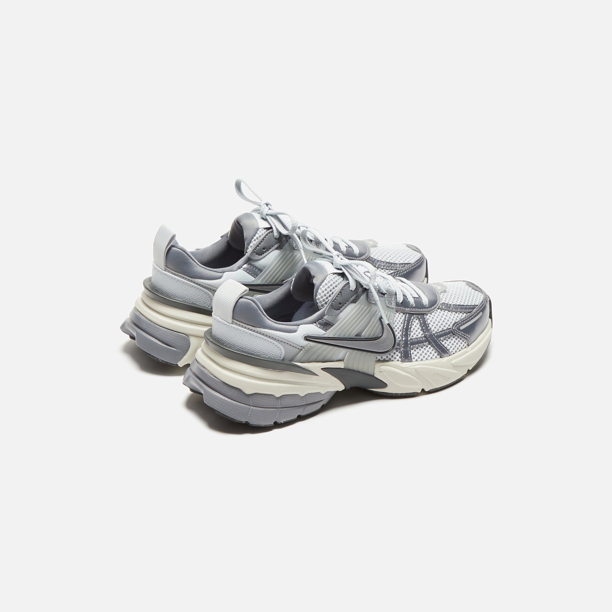 ★NIKE V2K Run Pure Platinum llic Cool Gray★ Nike WMNS V2K Run - Pure Platinum / Metallic Cool Grey – Kith