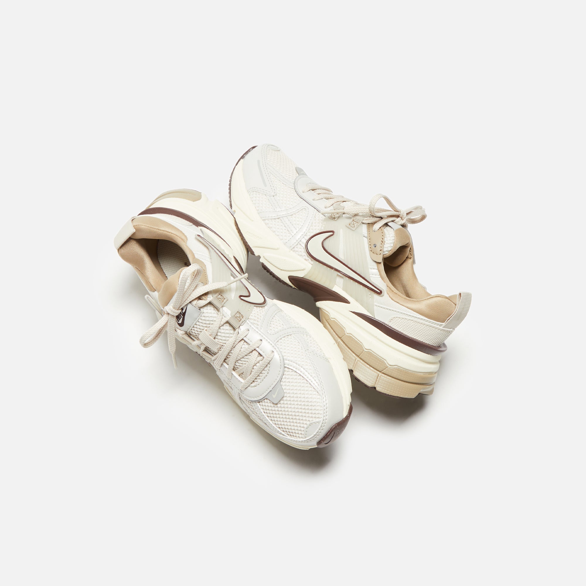 nike khaki shoes womens