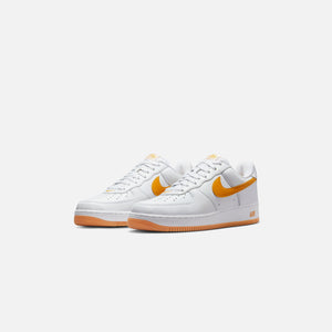 Nike Air Force 1 Low - White / University Gold / Gum Yellow