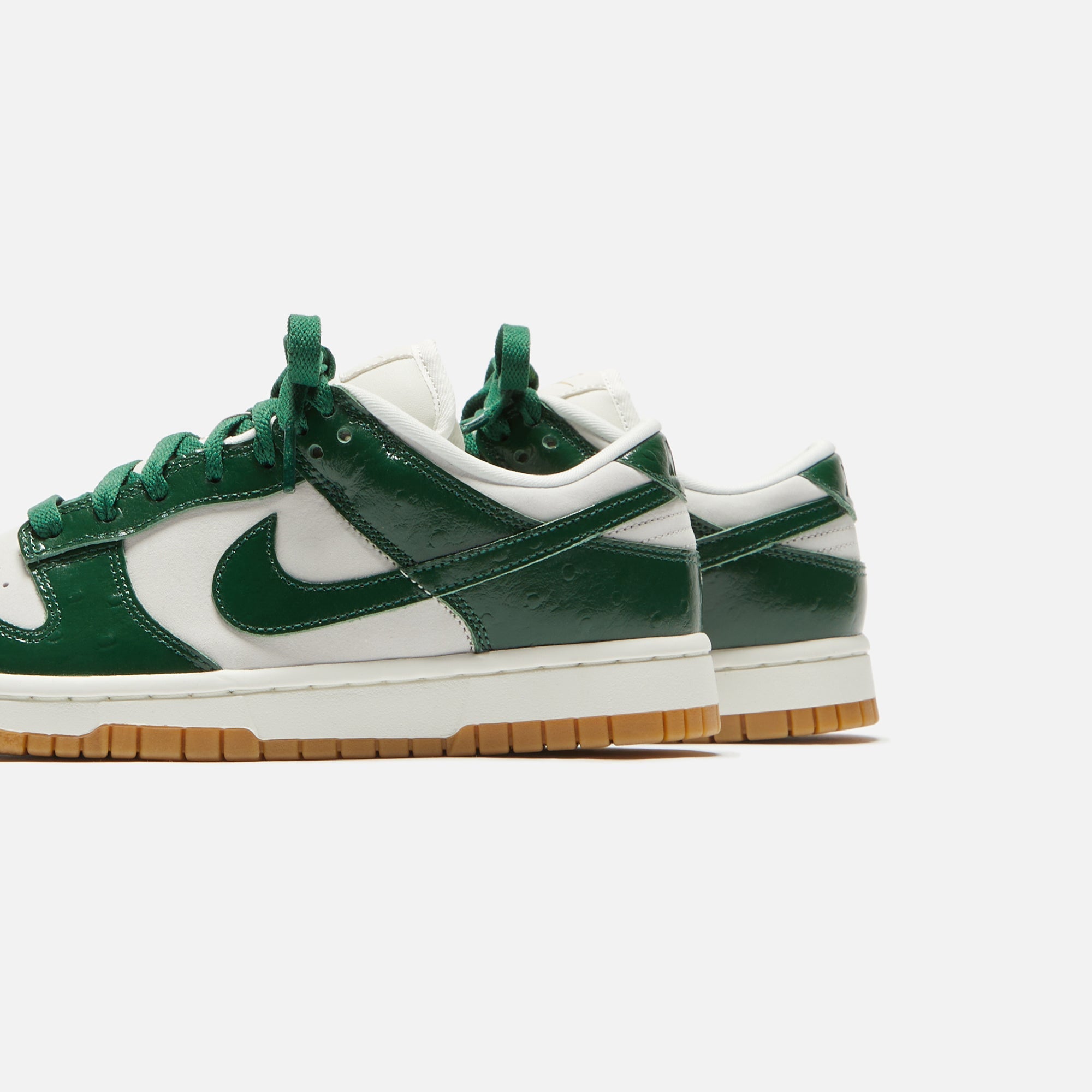 Nike WMNS Dunk Low LX - Phantom / Gorge Green / Sail