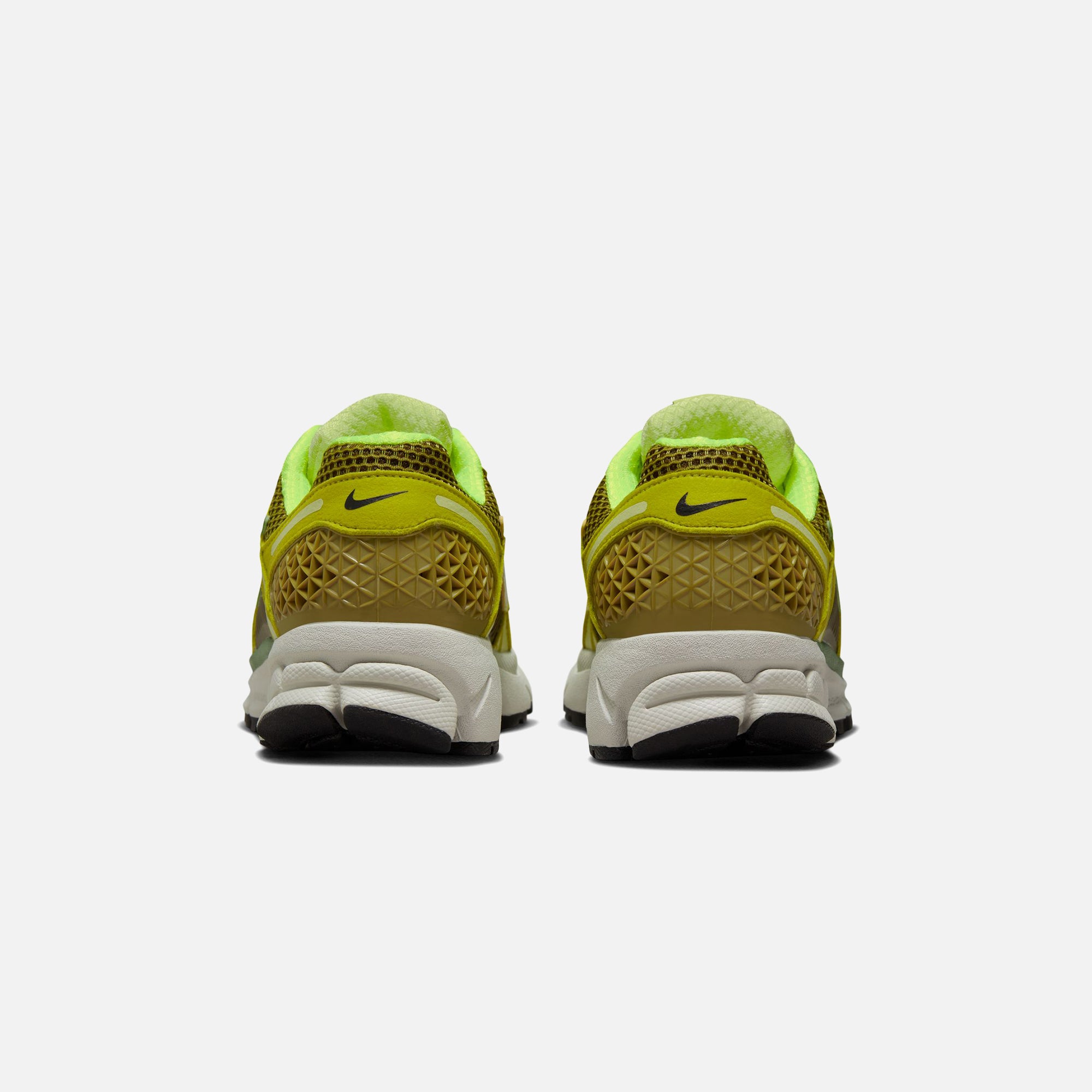 Nike WMNS Zoom Vomero 5 - Olive Flak / Volt / Moss – Kith Europe