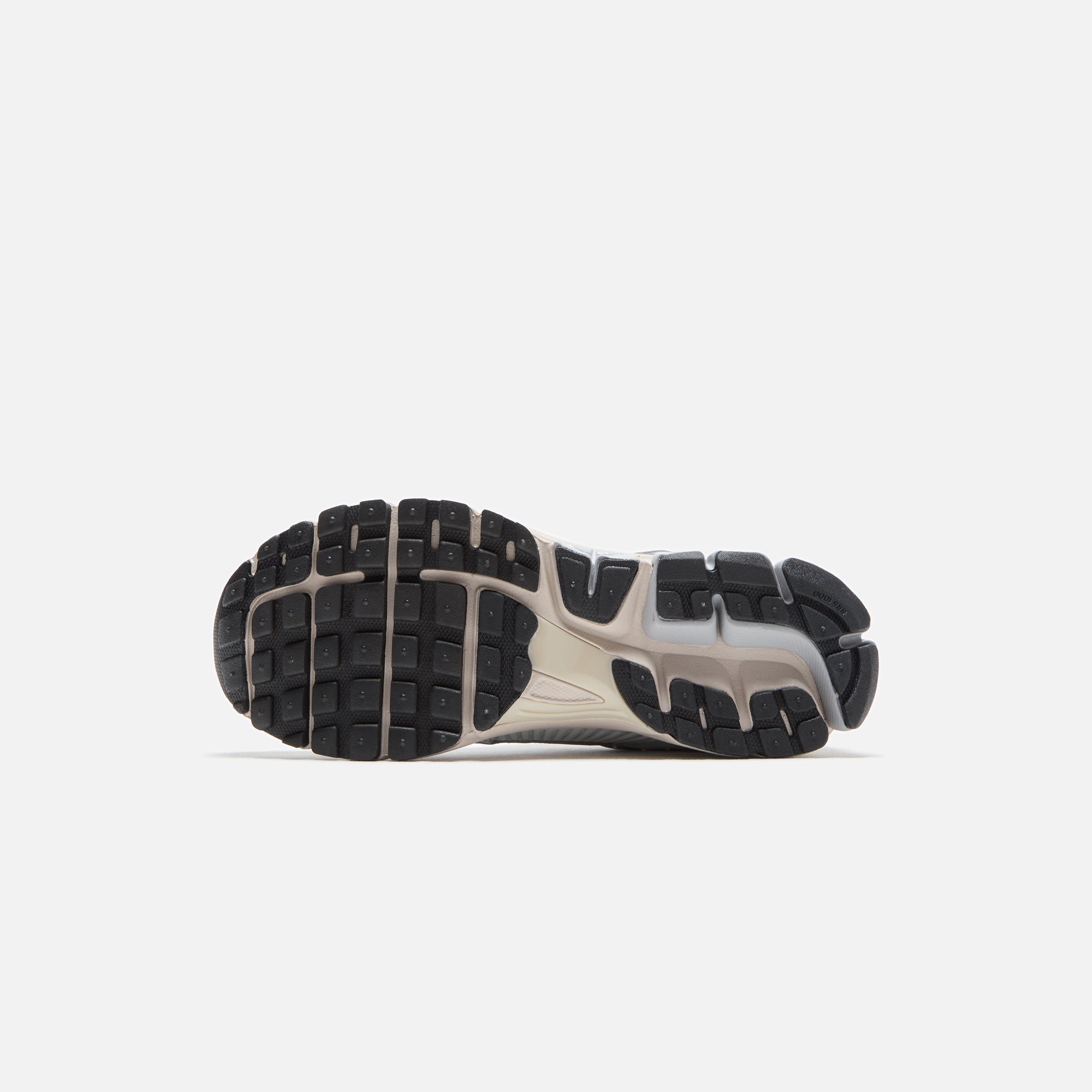 Nike WMNS Zoom Vomero 5 - Pure Platinum / Light Orewood