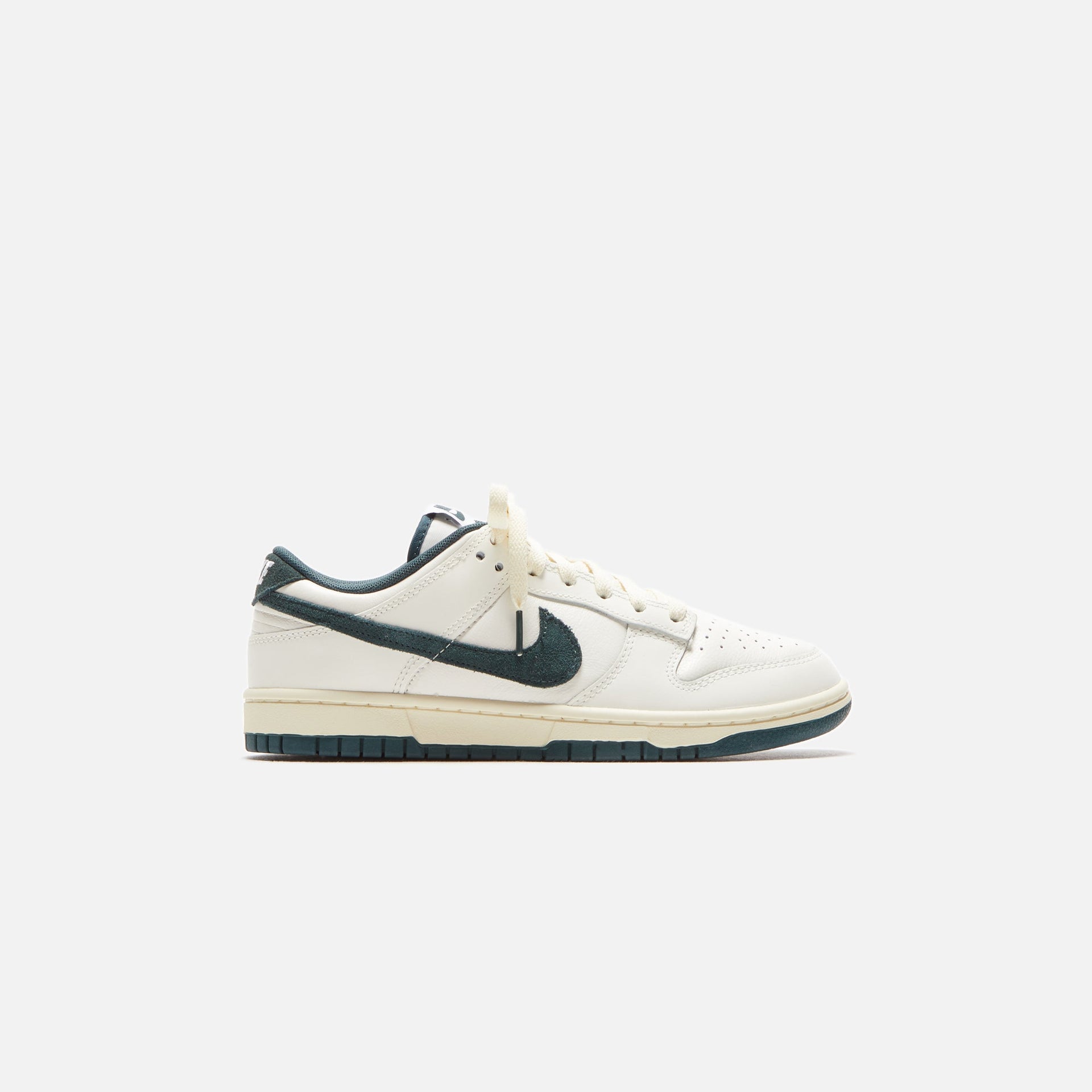 Nike Dunk Low - Sail / Deep Jungle / Coconut / Milk / White