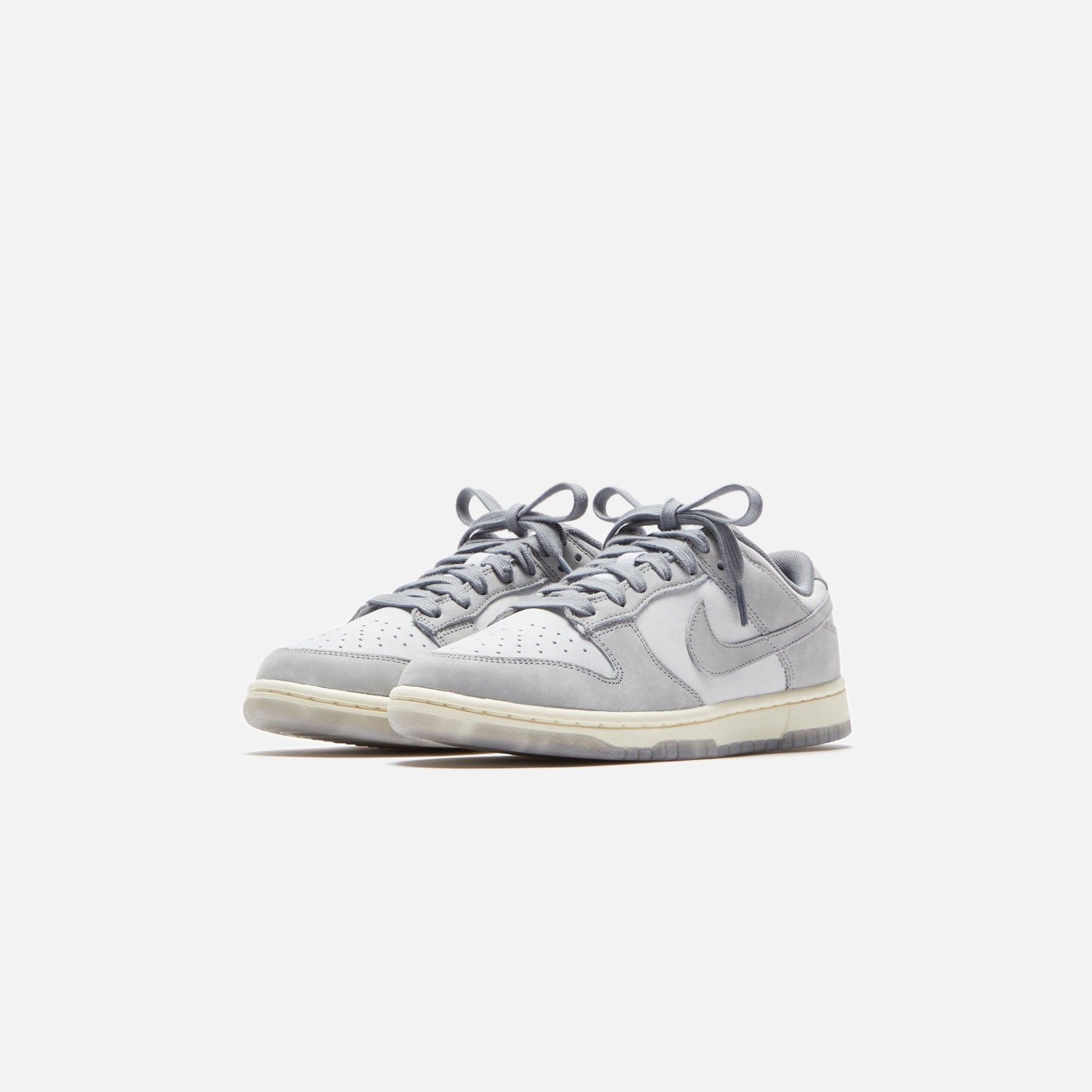 Nike WMNS Dunk Low NBHD - Cool Grey / Football Grey / Coconut Milk