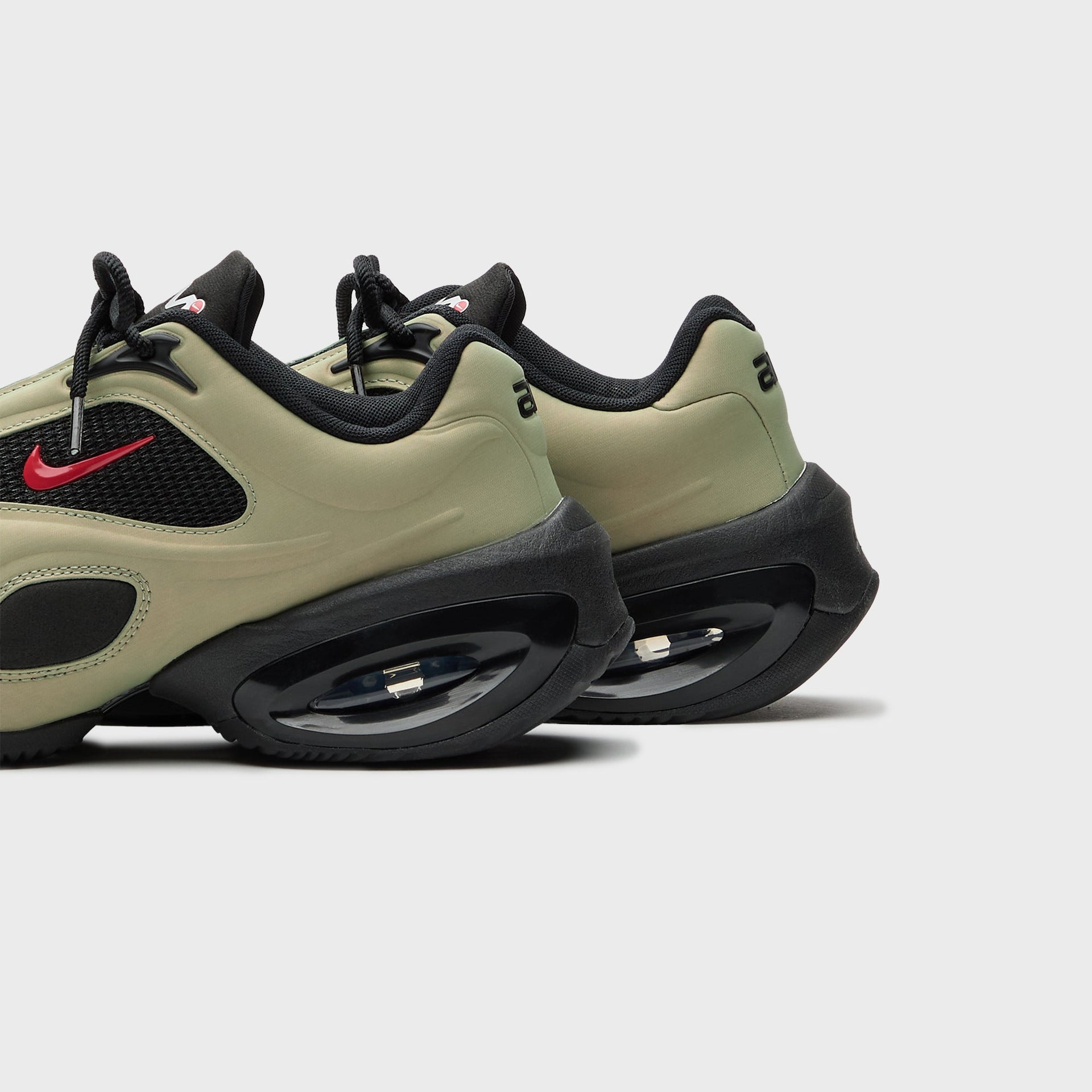 Nike WMNS Air Max Muse - Black / Oil Green