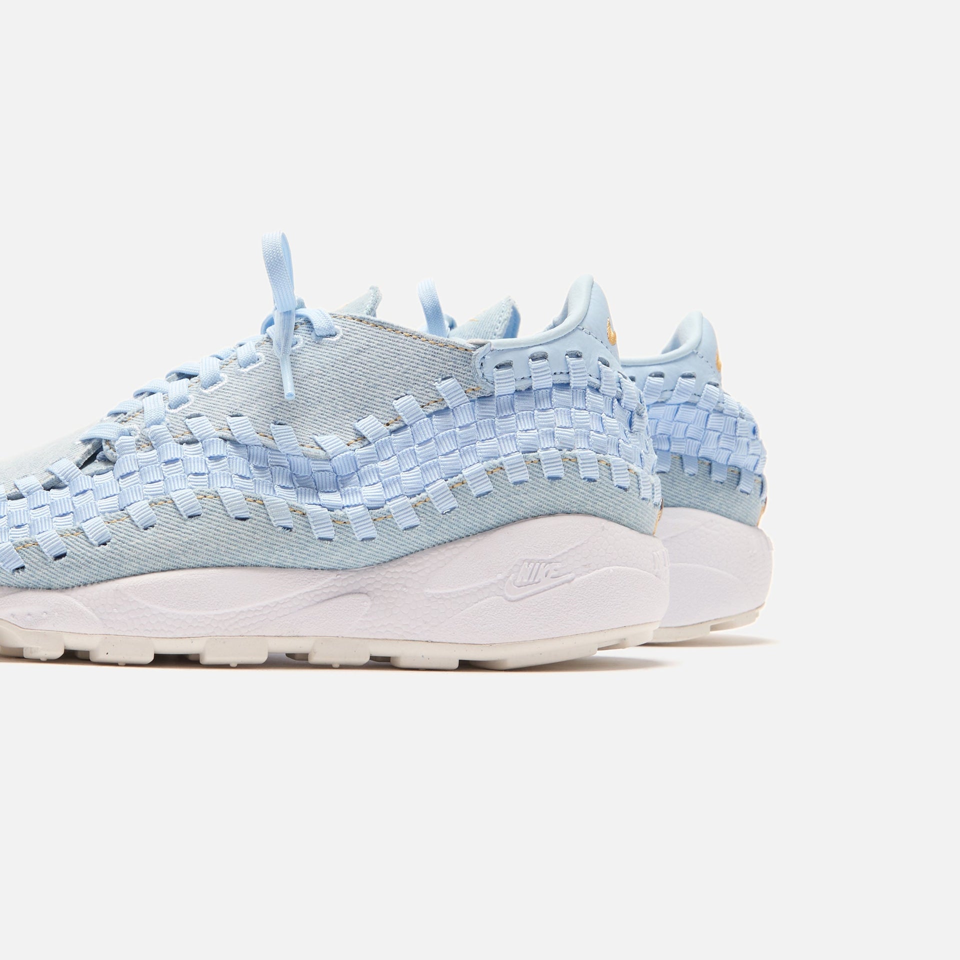 Nike WMNS Air Footscape Woven - Denim / Wheat Gold / Ice Blue / White / Summit White