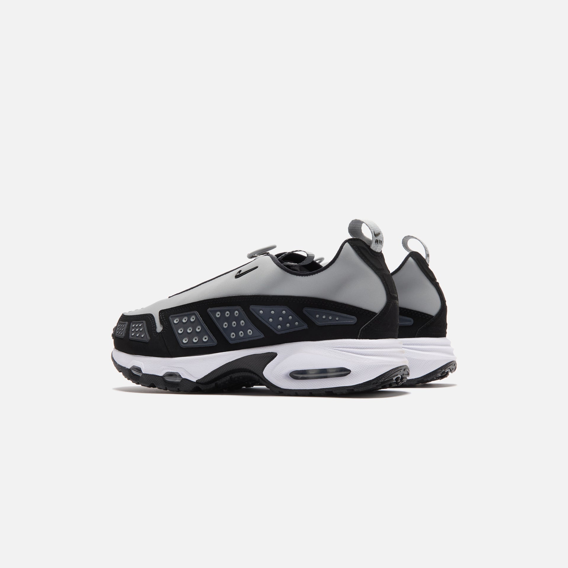 Nike WMNS Air Max SNDR - Silver / Black / White / Anthracite