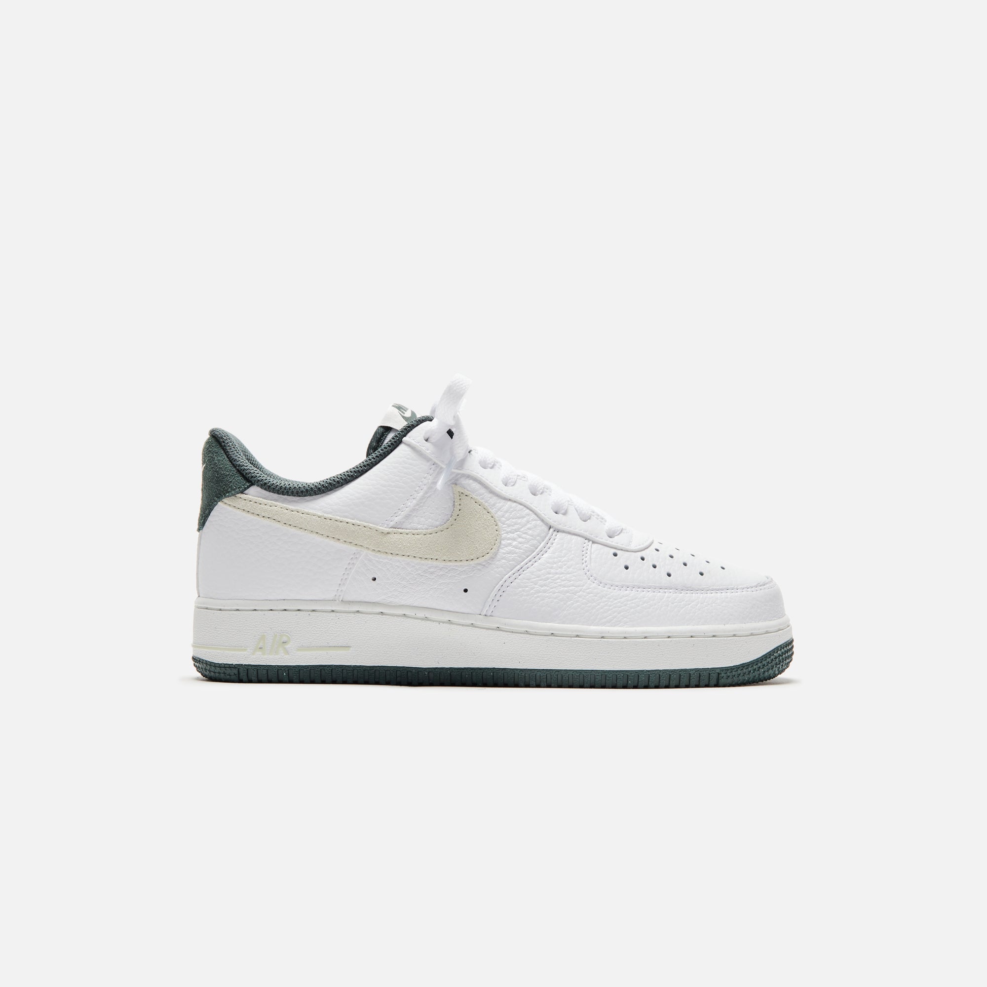 Nike Air Force 1 07 LV8 White Sea Glass Vintage Green Kith Europe